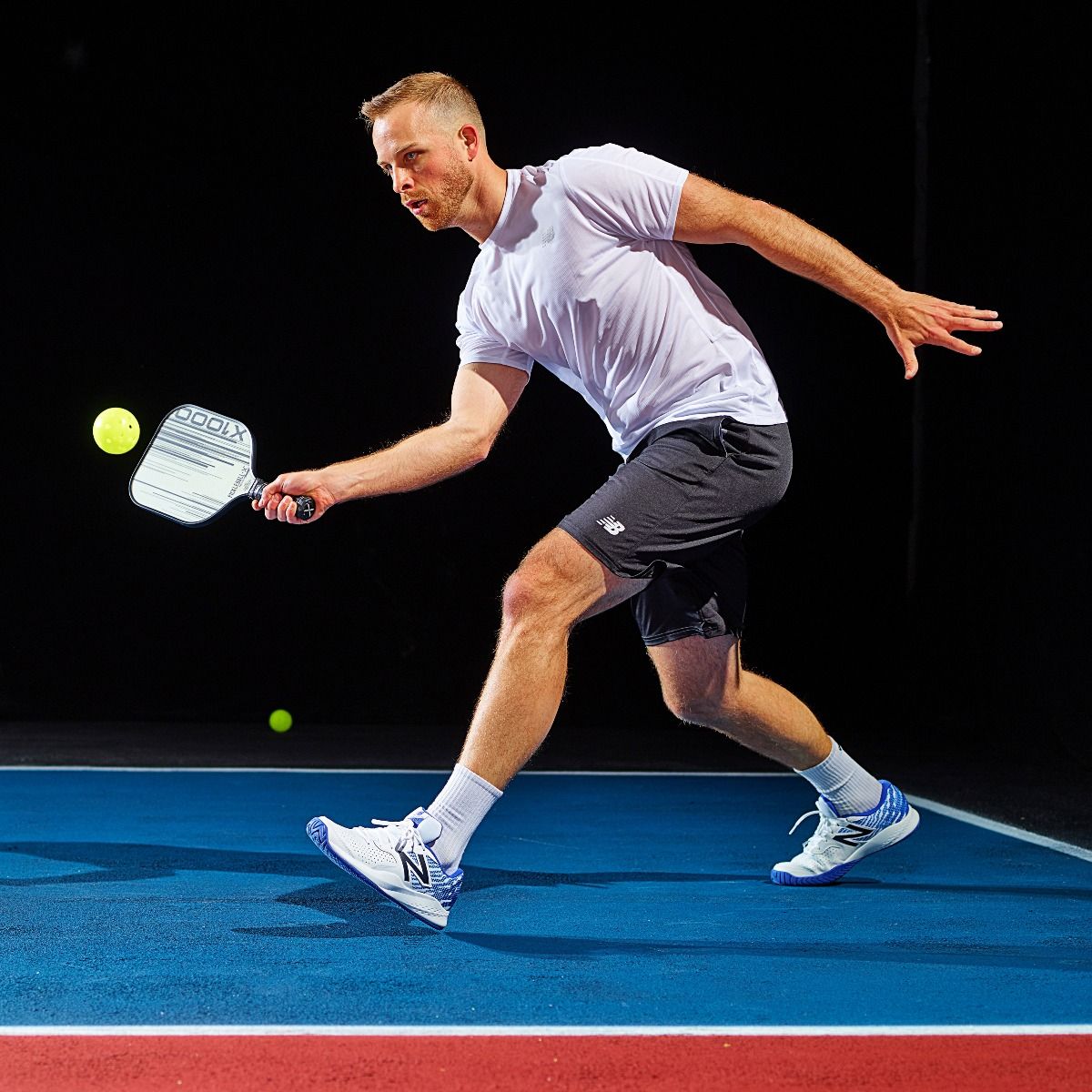 Franklin X1000 Pickleball Paddle Size 7.7 - 8.2 Oz