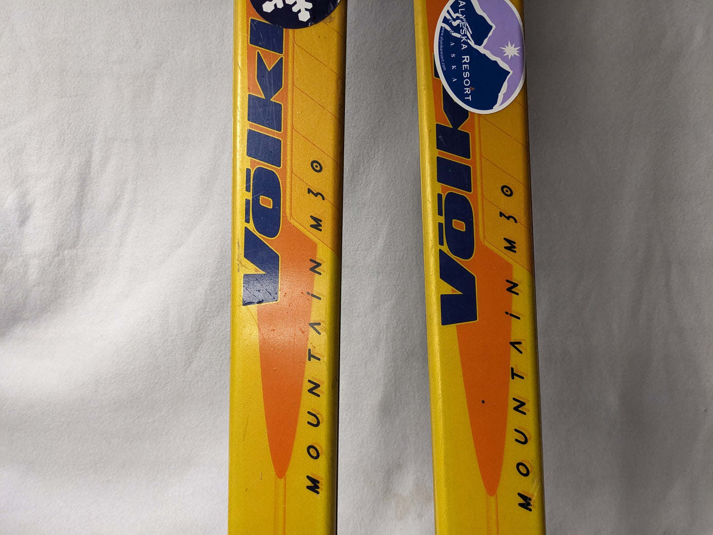 Volkl Mountain M30 XC Telemark Skis 75 mm Bindings Size 189Cm Yellow Used