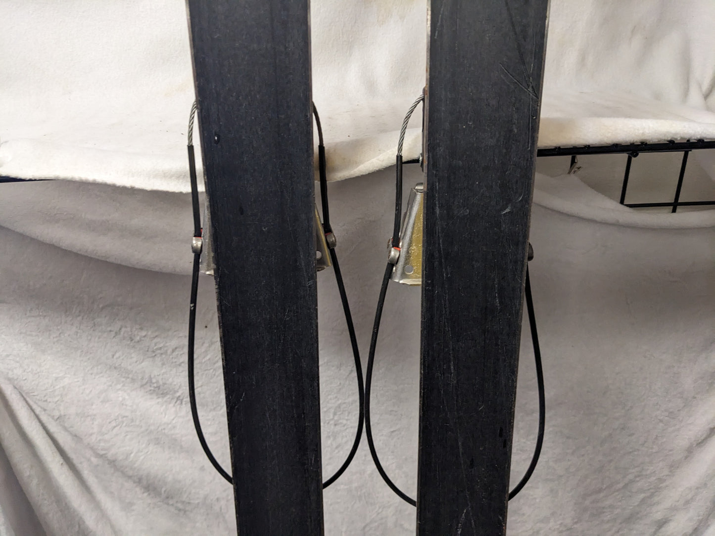 Volkl Mountain M30 XC Telemark Skis 75 mm Bindings Size 189Cm Yellow Used