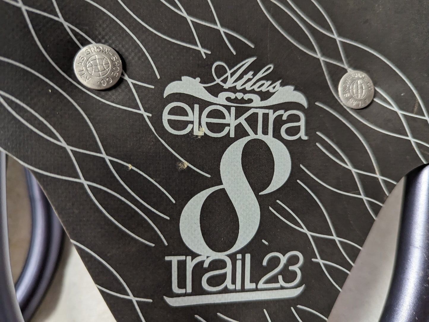 Atlas Elektra 8 Trail 23 Snowshoes Size 23 In Color Black Purple Condition Used