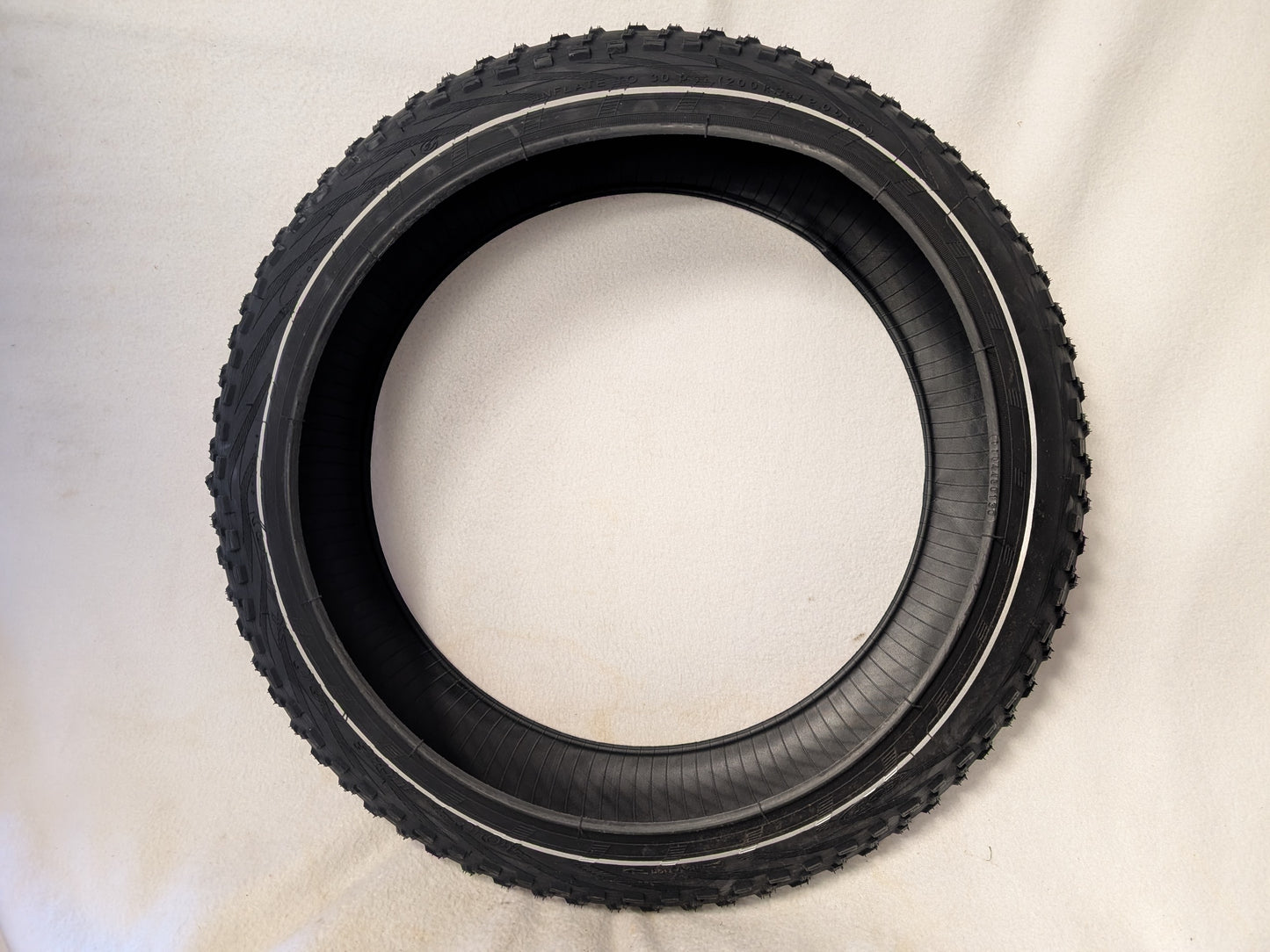 Retrospec Valen REV Tire 20 x 4" with Puncture Protection