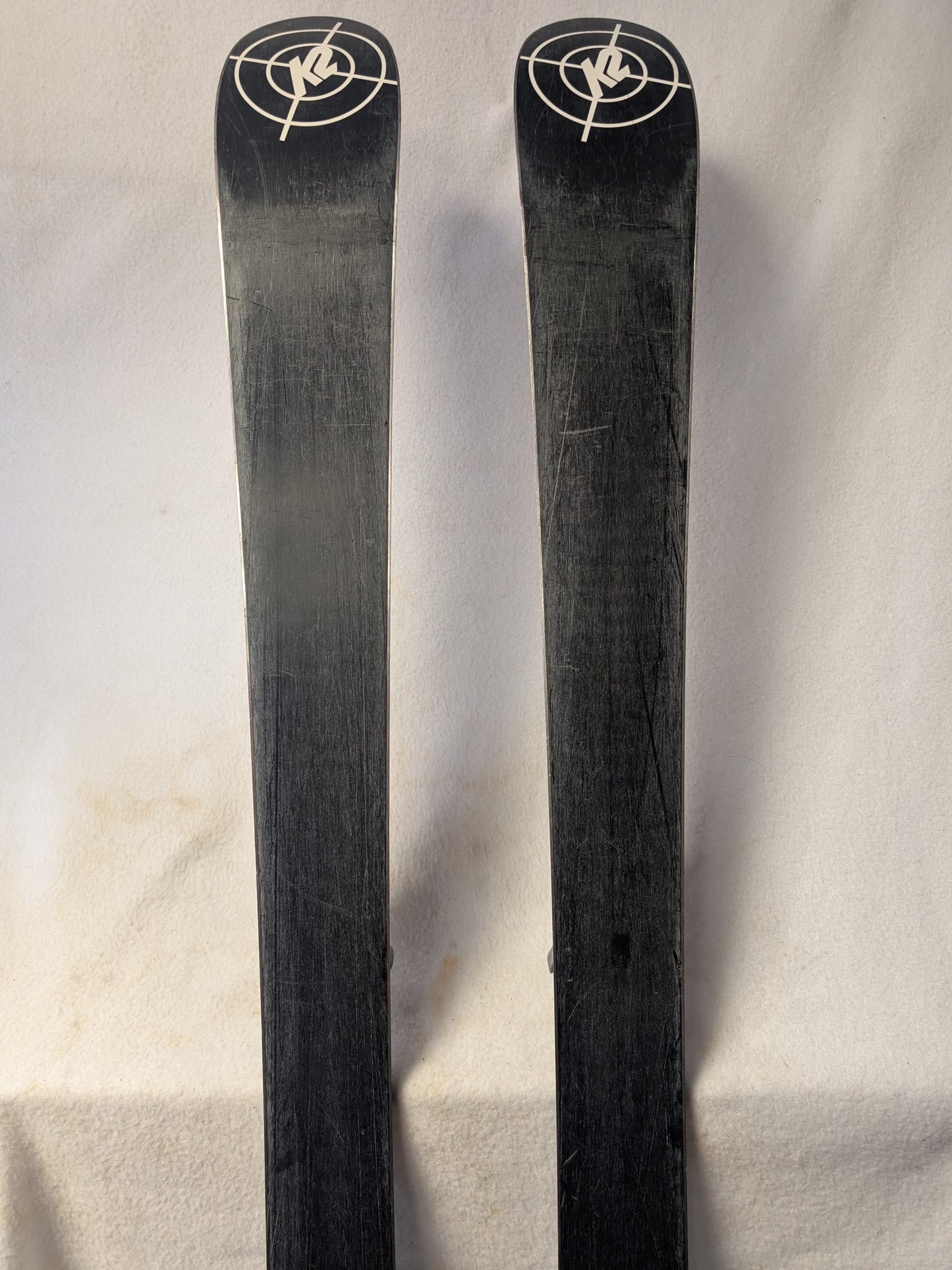 K2 Twin Tip Skis Juvy w/Rossignol Comp J Bindings Size 129 Cm Color Blue Used