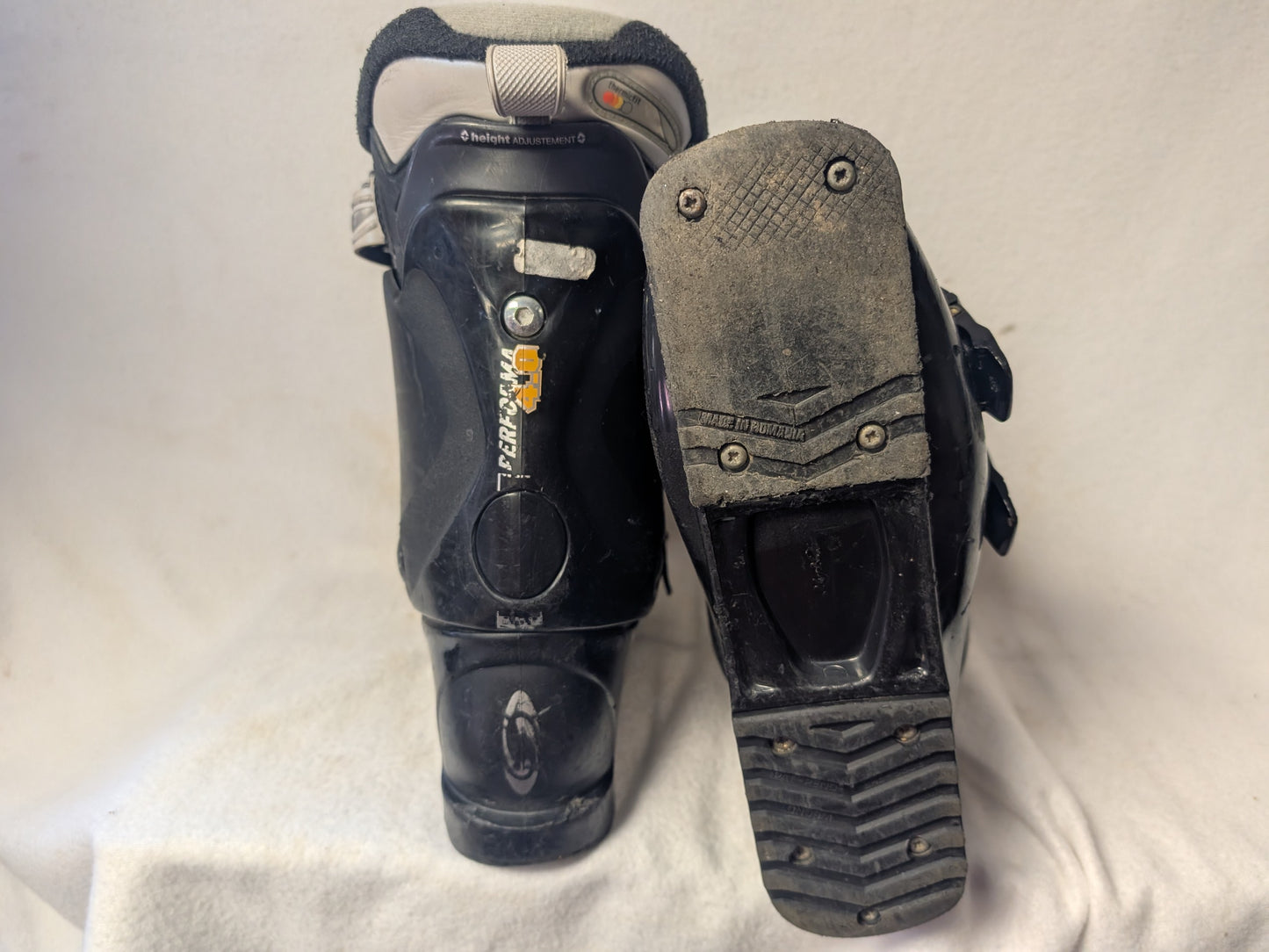 Salomon Ski Boots Size 24.5 Color Black Condition Used
