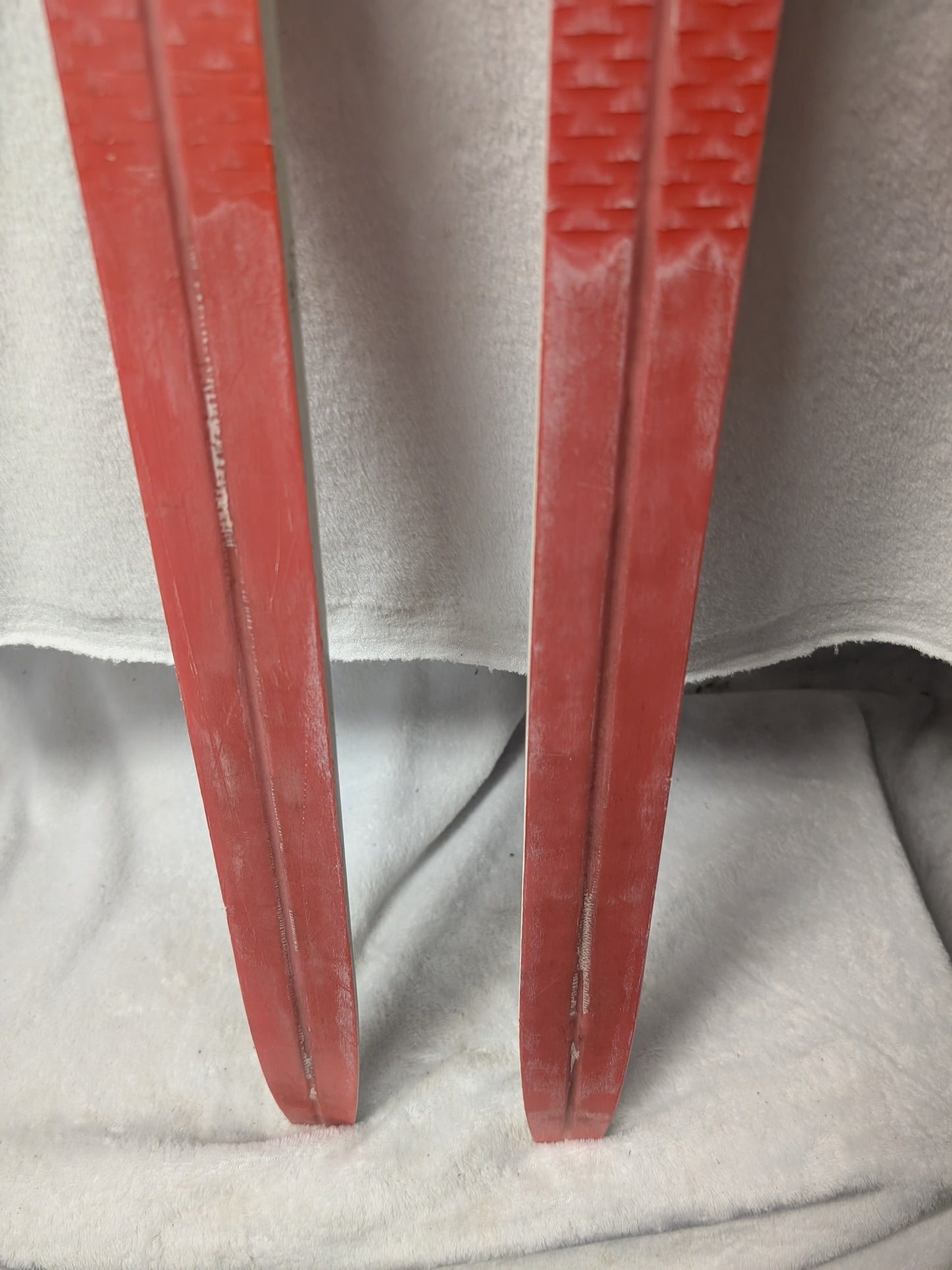 Classic Cross Country Fischer XC Skis SNS Profil Bindings Size 170 Cm Red Used