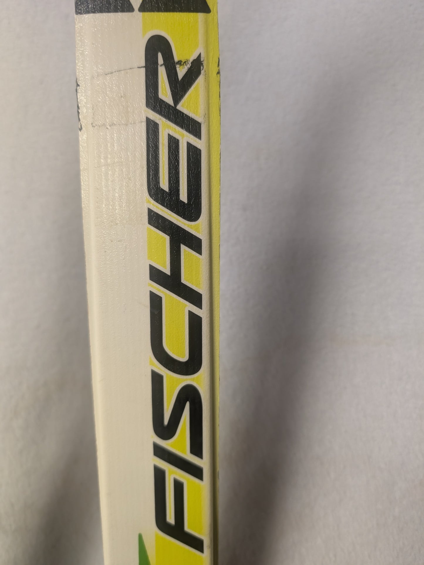 Classic Cross Country Fischer XC Skis NNN Profil Bindings Size 110 Cm Yellow Used