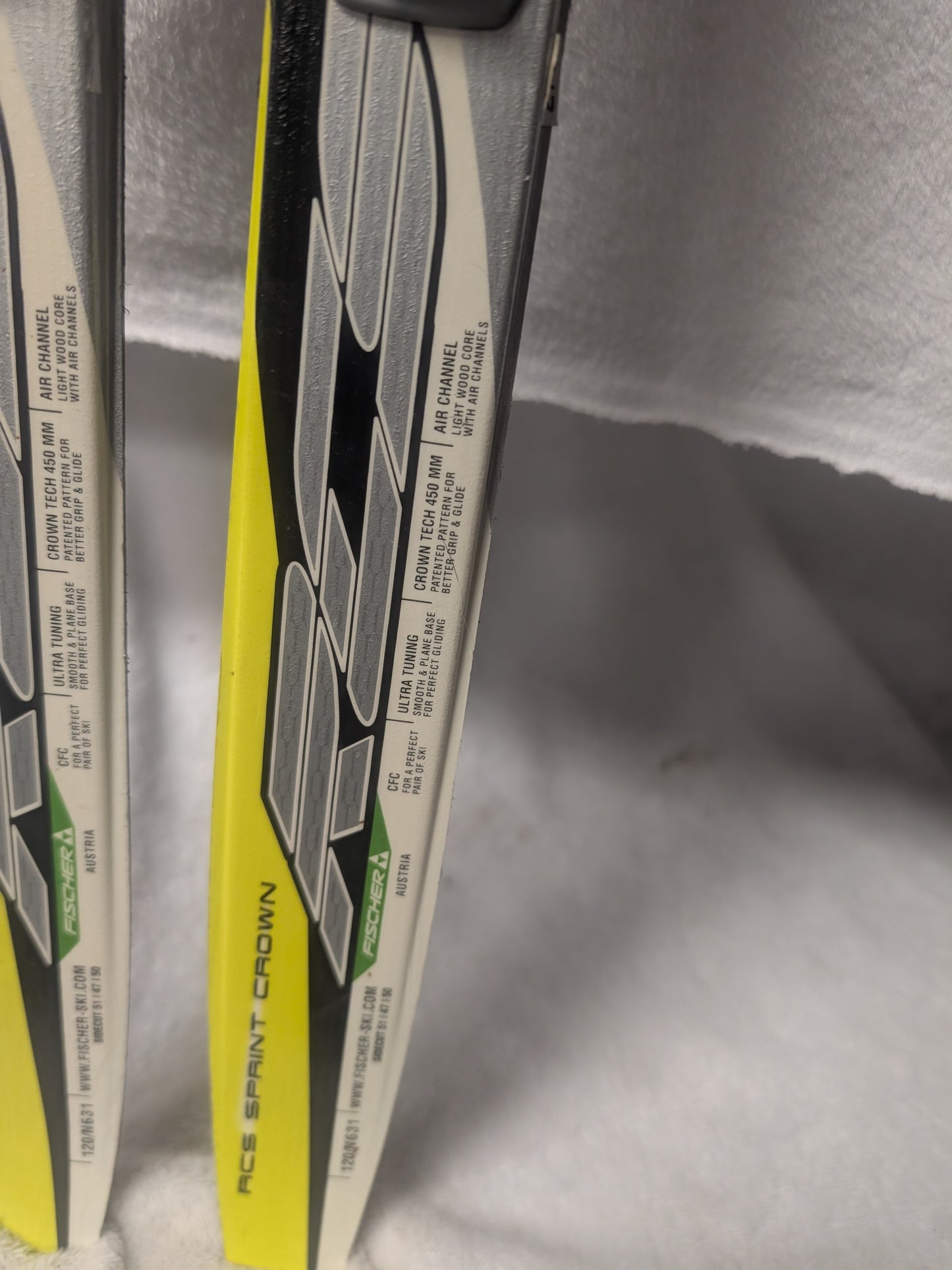 Classic Cross Country Fischer XC Skis NNN Profil Bindings Size 120 Cm Yellow Used