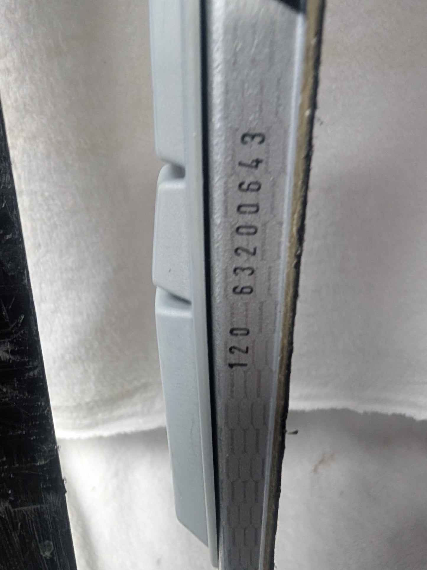 Classic Cross Country Fischer XC Skis NNN Profil Bindings Size 120 Cm Yellow Used