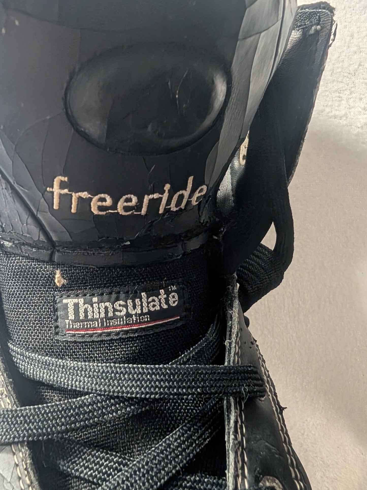 Airwalk Snowboard Boots Size 8 Black Used Adult