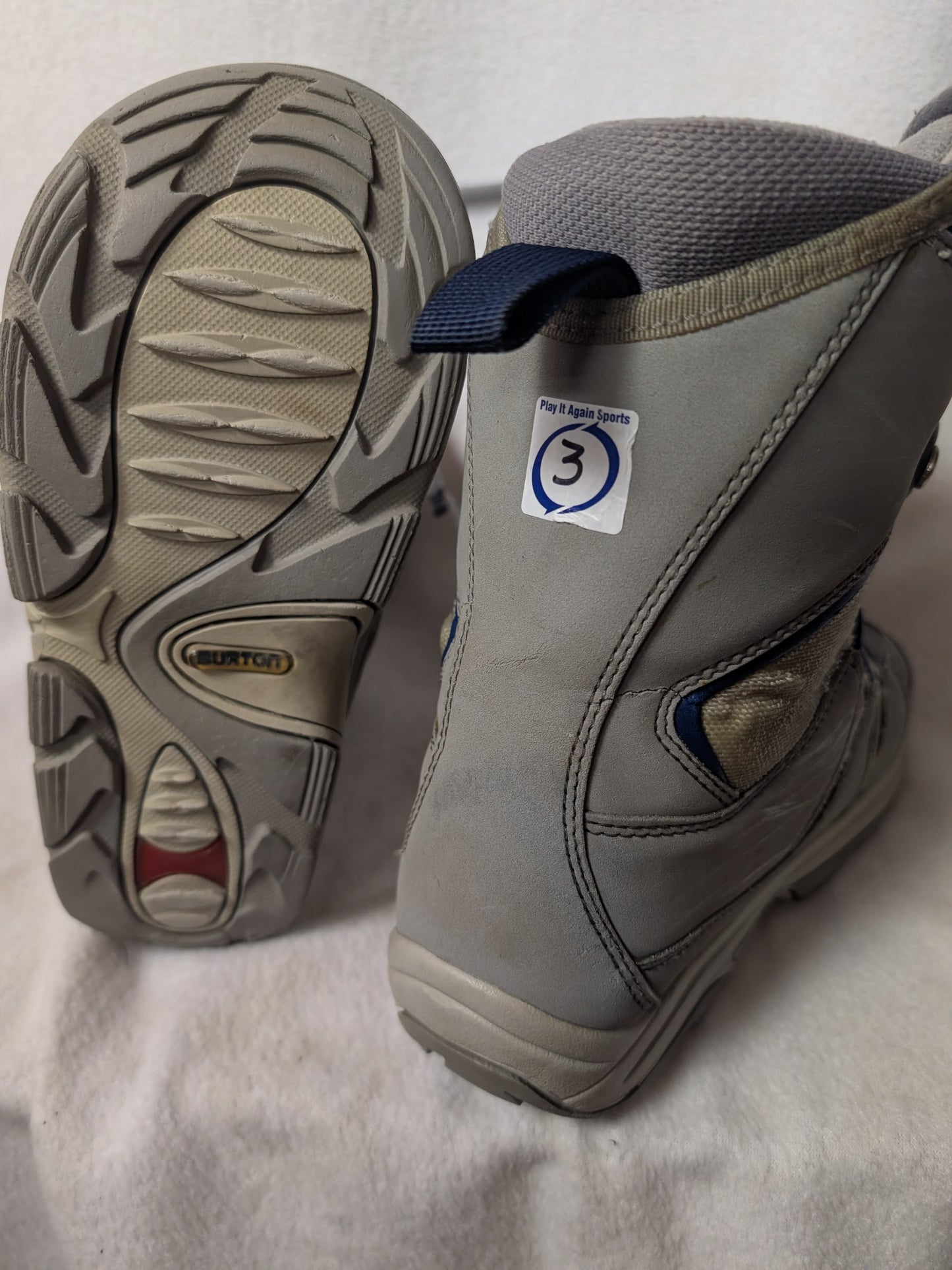 Burton Moto Kids Snowboard Boots Size 3 Gray Used