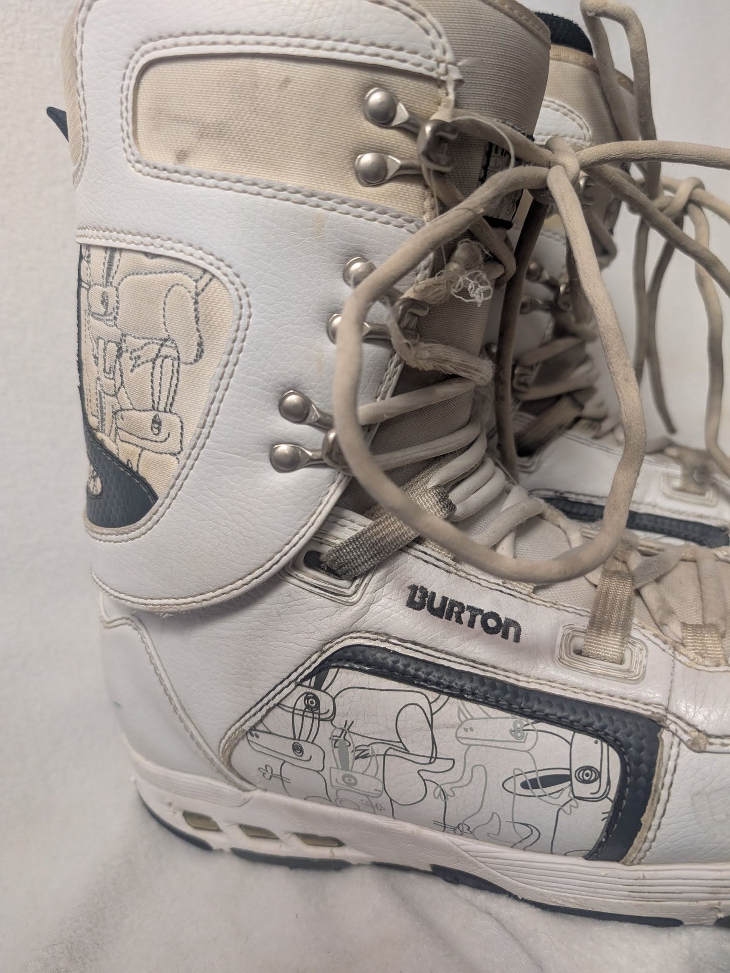 Burton Hail Snowboard Boots Size 10.5 Color White Condition Used