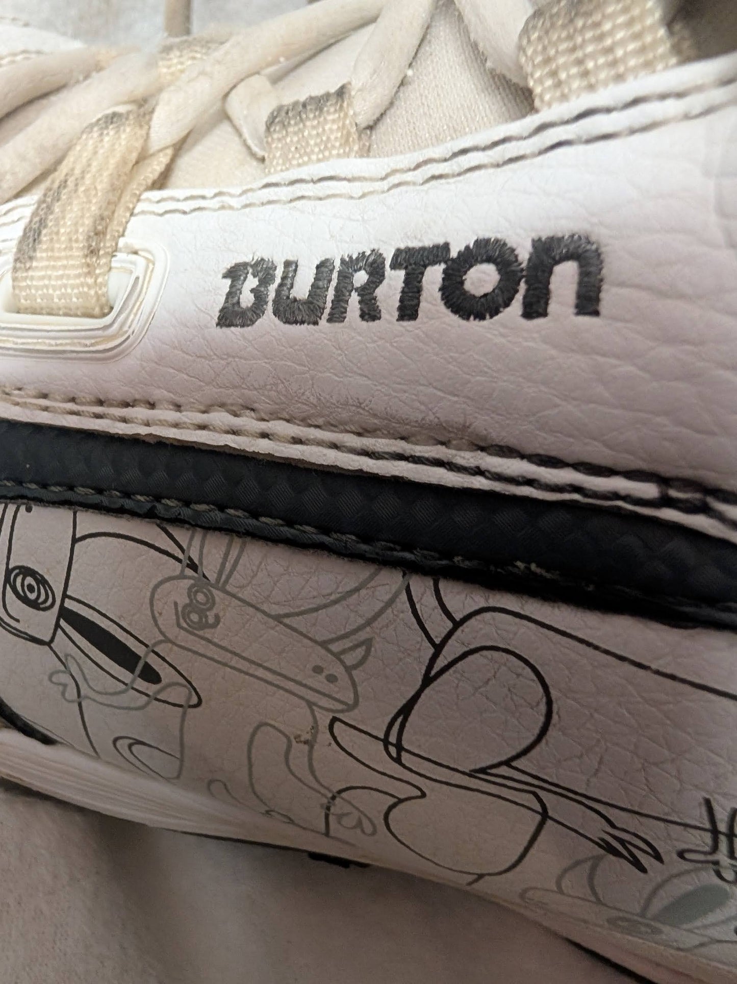 Burton Hail Snowboard Boots Size 10.5 Color White Condition Used