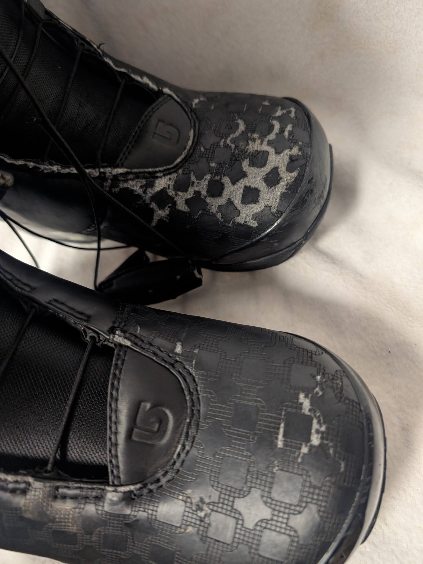 Burton SL10 Snowboard Boots Size 7 Color Black Condition Used