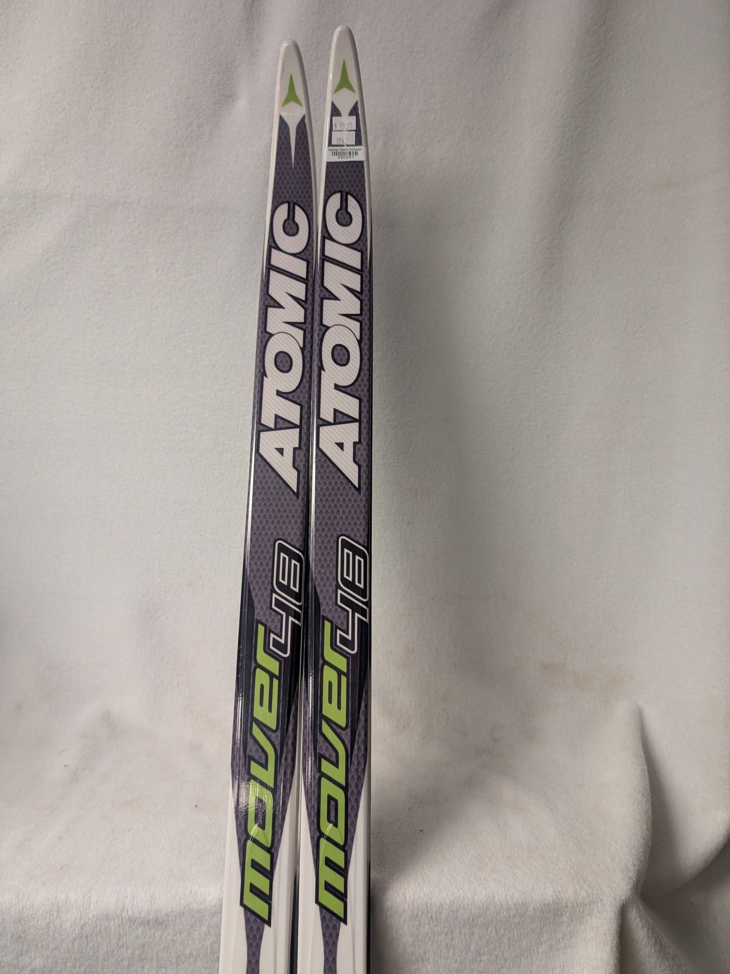 Classic Cross Country Fischer XC Skis SNS Profil Bindings Size 184 Cm White Used