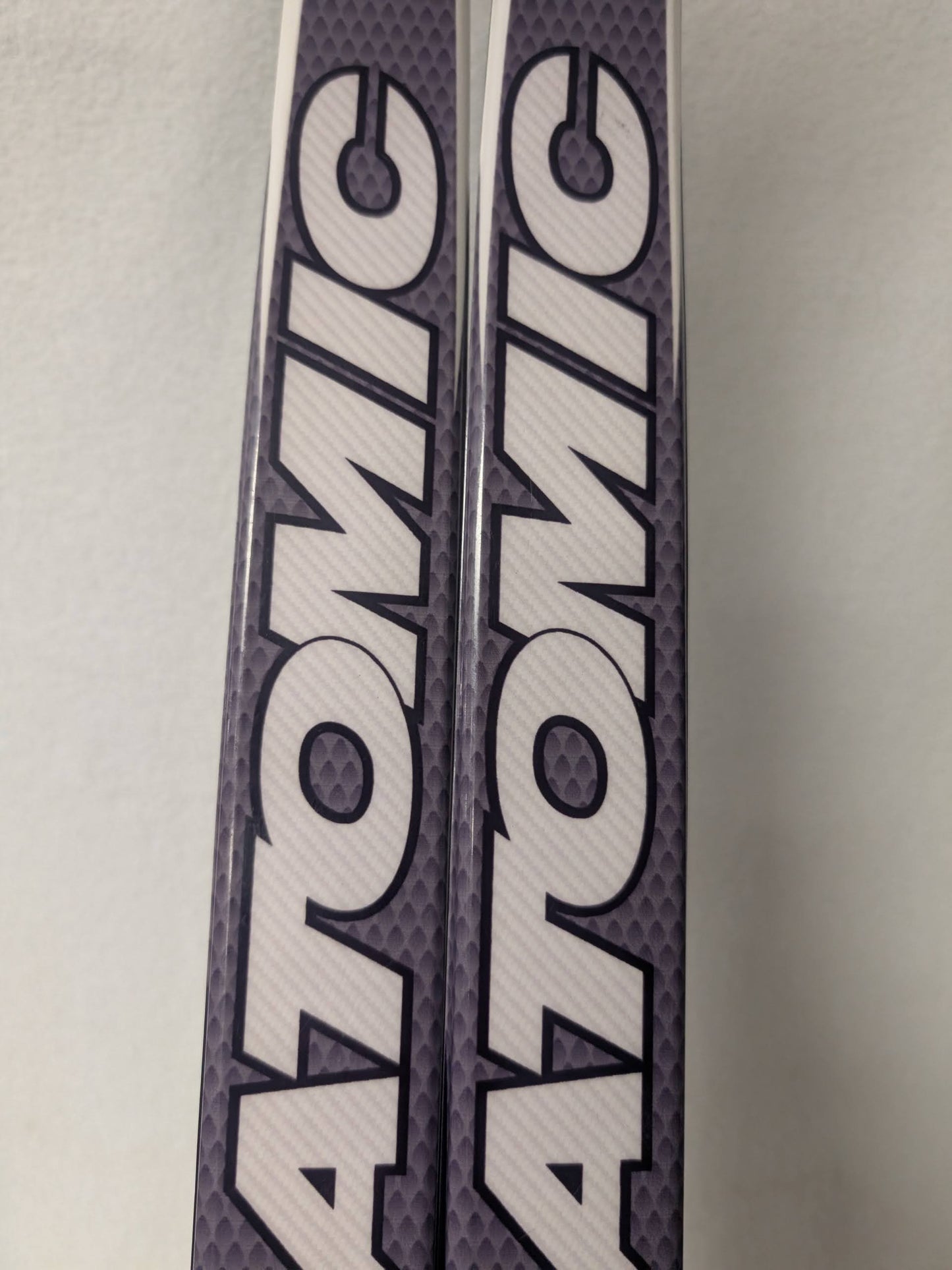 Classic Cross Country Fischer XC Skis SNS Profil Bindings Size 184 Cm White Used