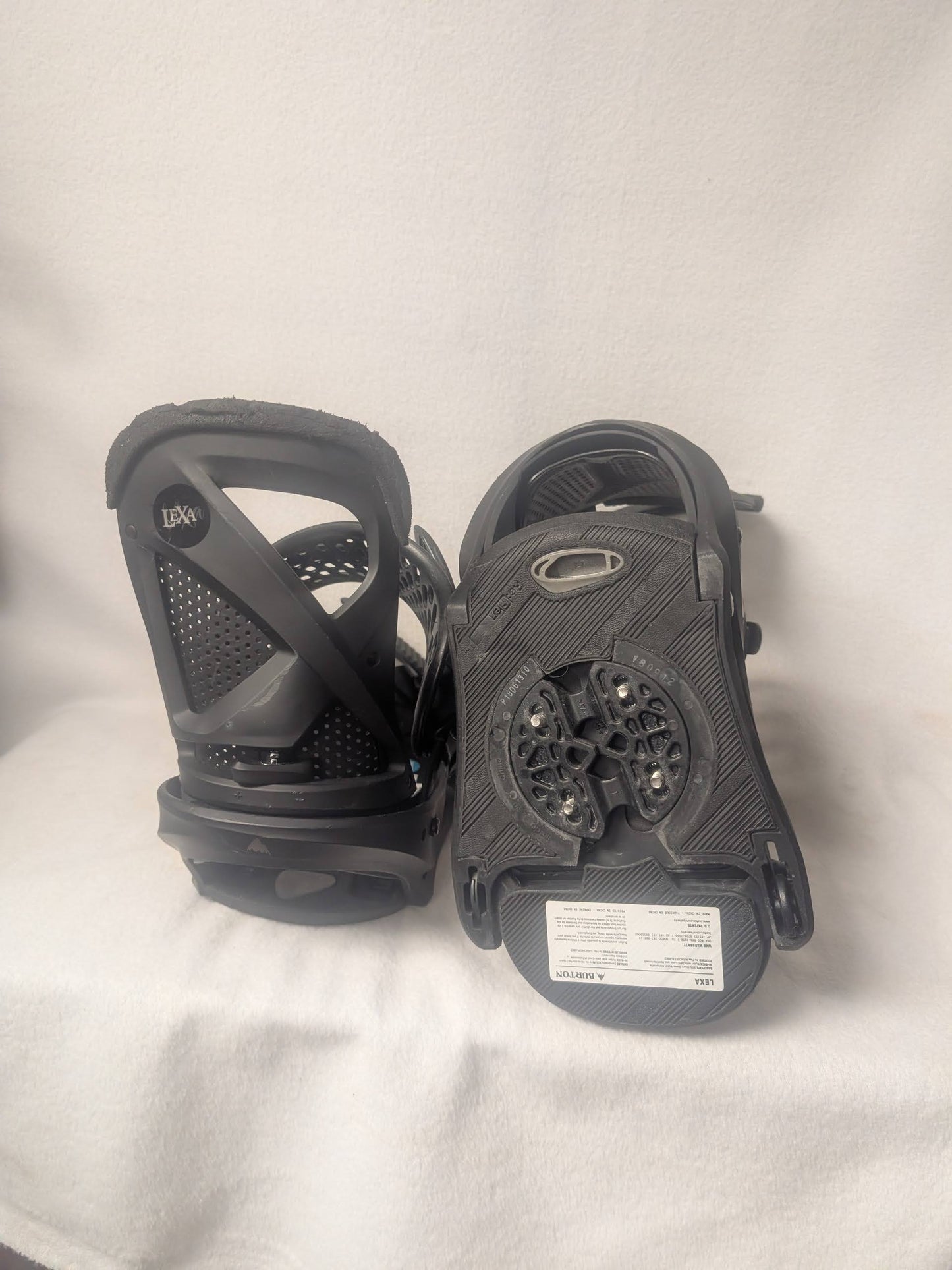 Burton Lexa Snowboard Bindings Size Medium? Color Black Condition Used