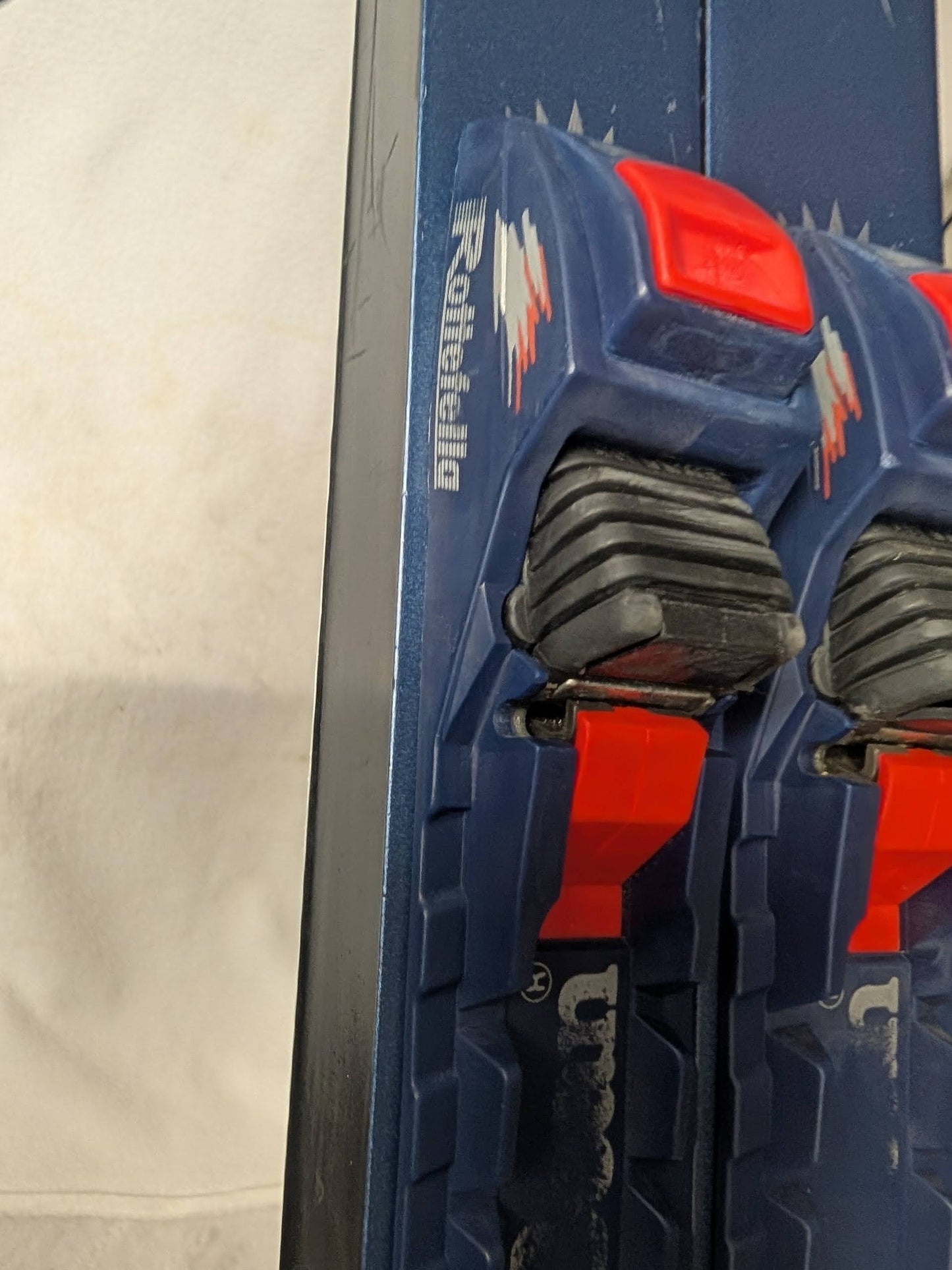 Cross Country LL Bean XC Skis with Bindings Size 180 Cm Blue Used