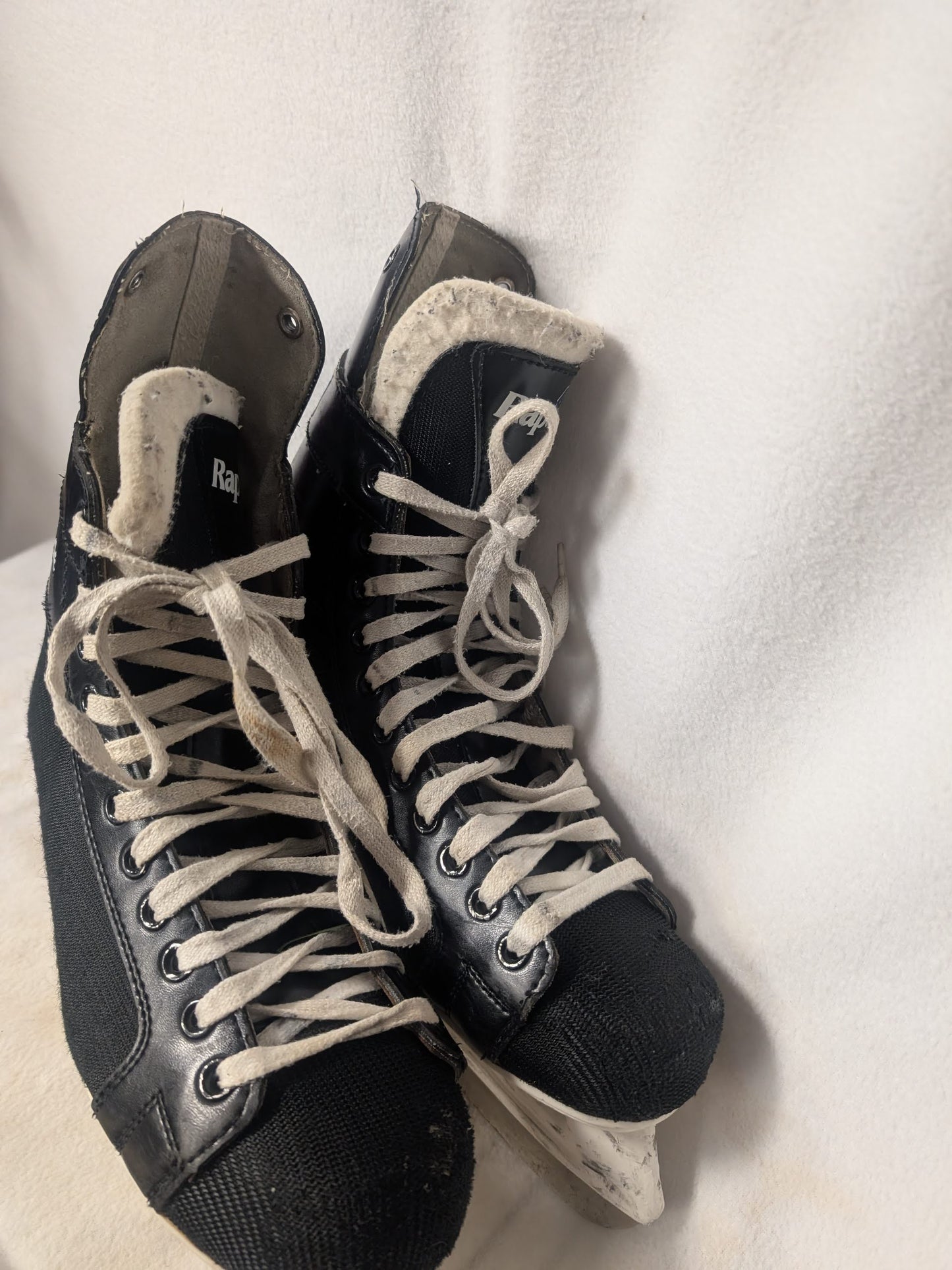 CCM Rapide 101 Hockey Ice Skates Size 10 Color Black Condition Used