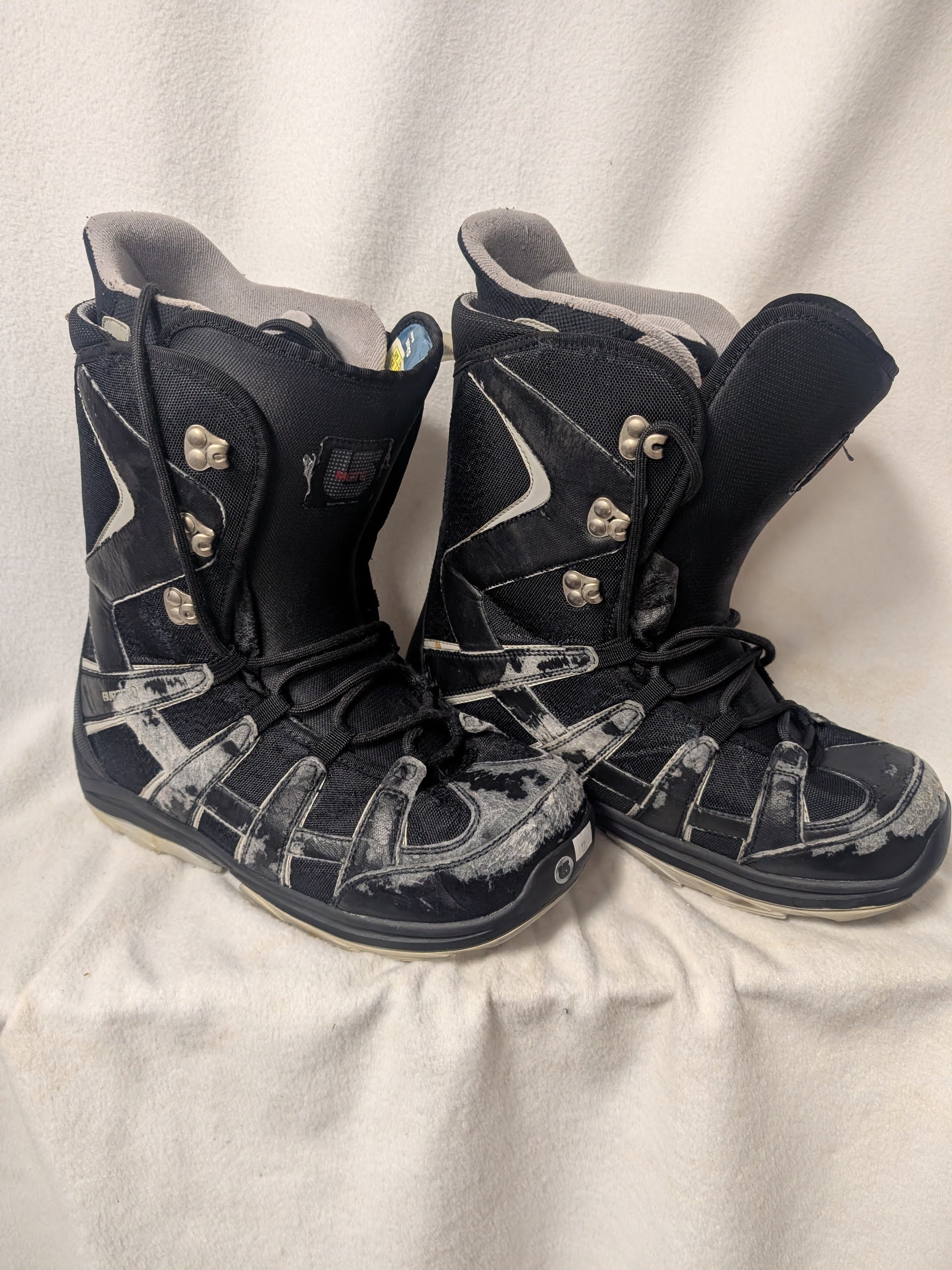 Burton Moto Snowboard Boots Size 12 Color Black Condition Used