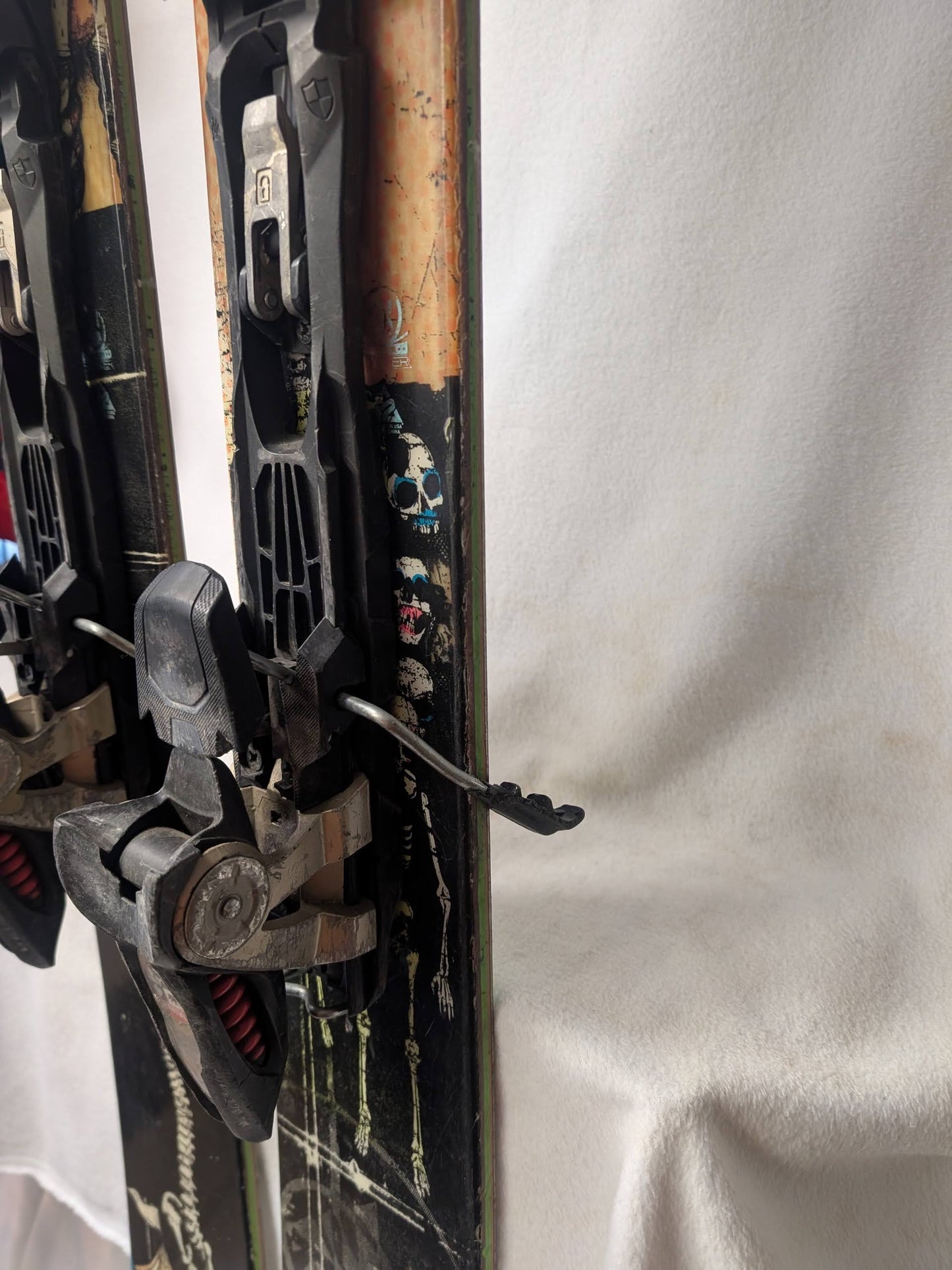 K2 Hell Bent XC Skis Marker Duke Randonee AT Bindings Size 180 Cm Green Used