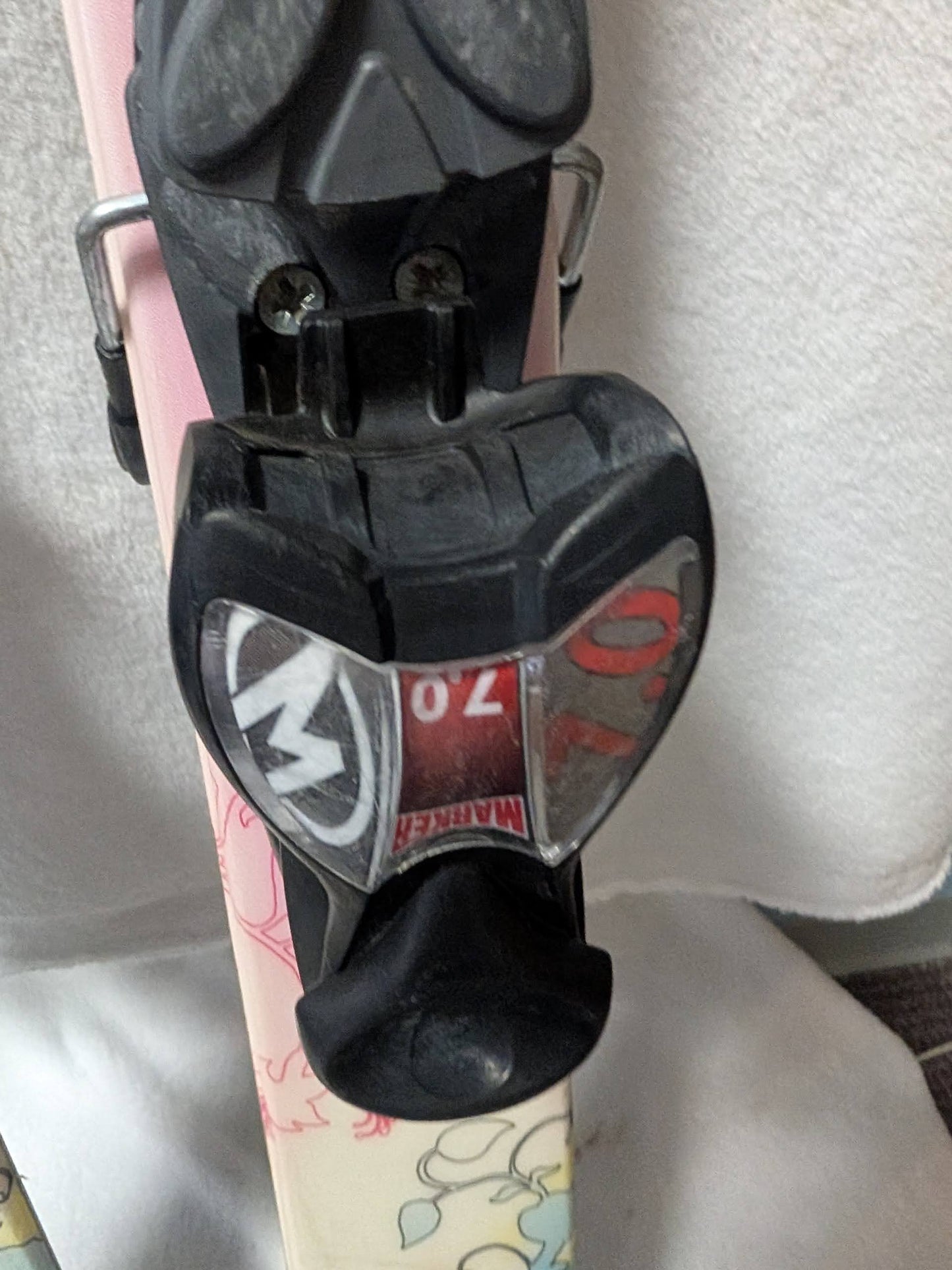 K2 Luv Bug Skis Marker 7.0 Bindings 135 Cm Color Pink Condition Used