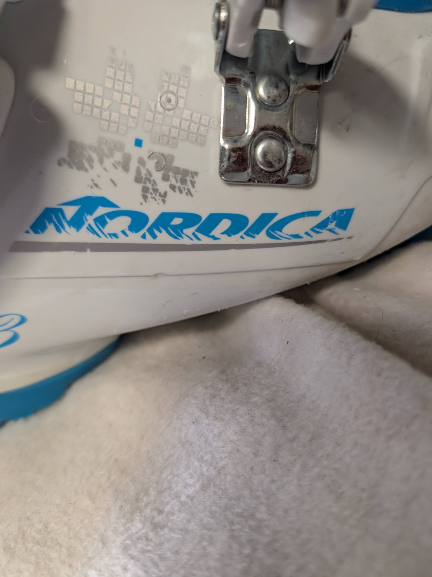 Nordica FireArrow Ski Boots Size 23.5 Color White Condition Used