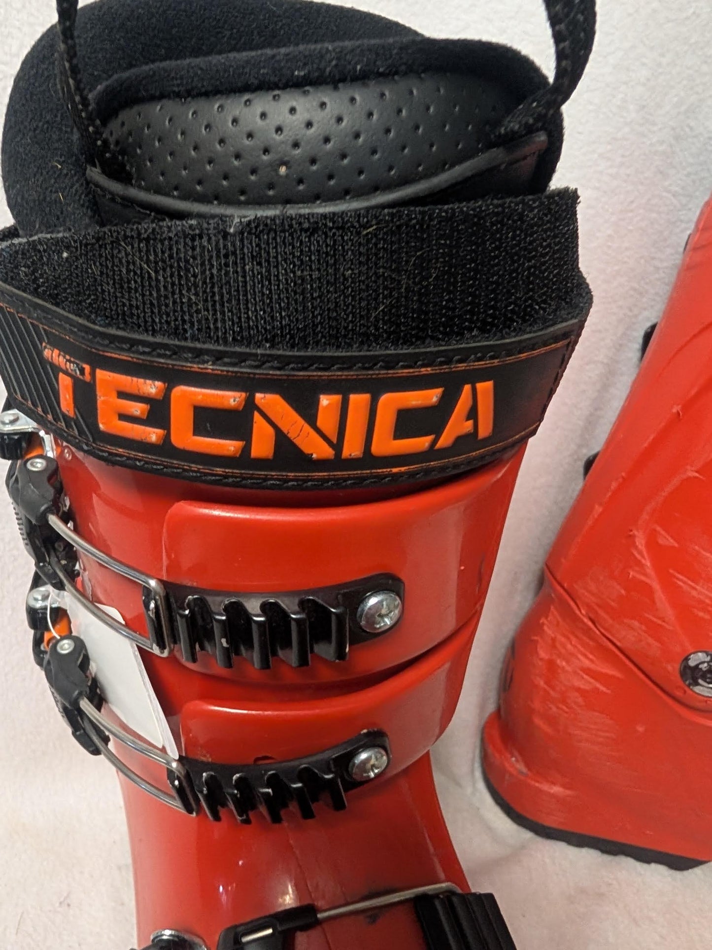 Tecnica Cochise Jr Ski Boots Size 26.5 Color Orange Condition Used