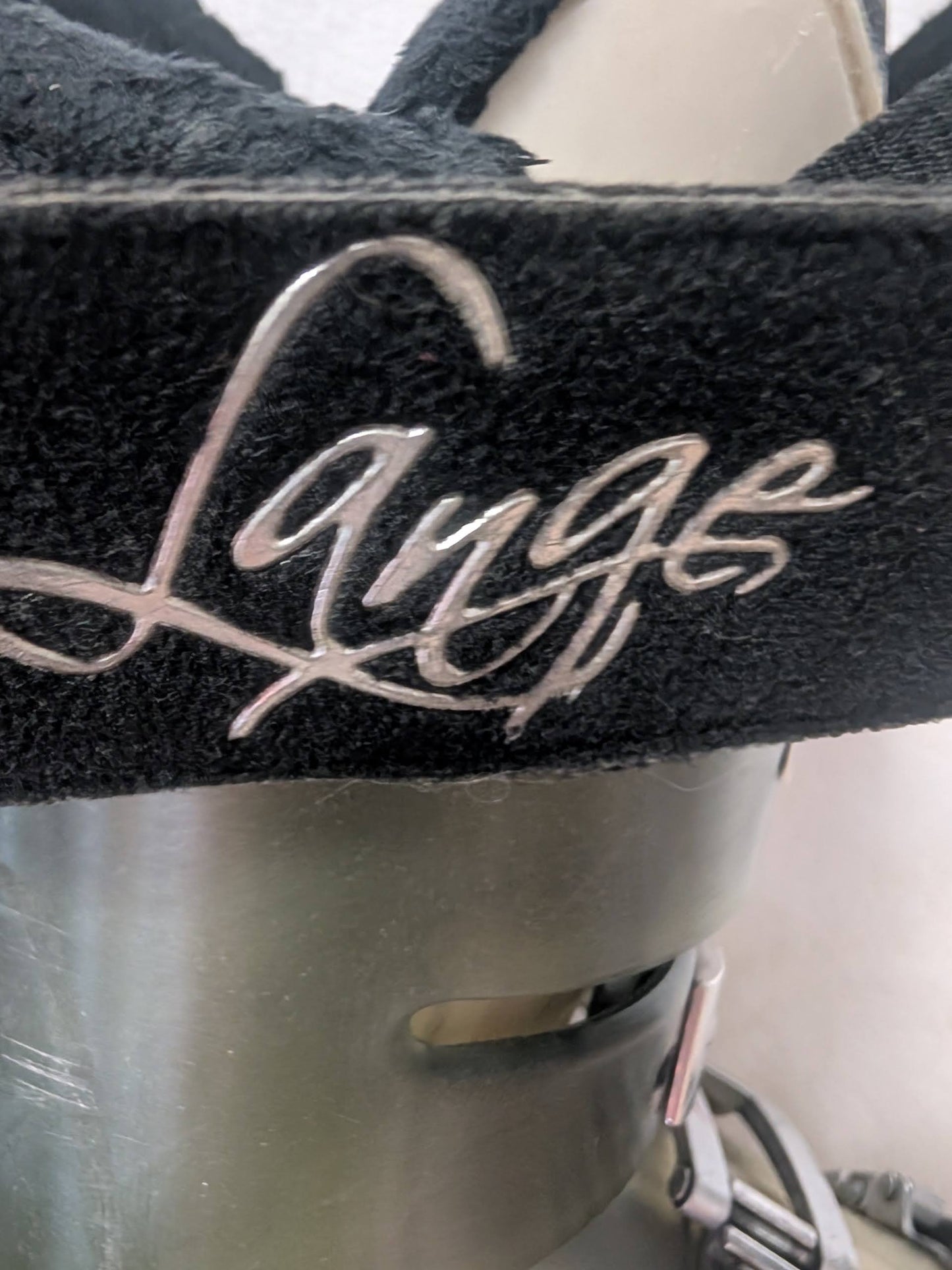 Lange Ski Boots Women Size 25.5 Color Yellow Condition Used