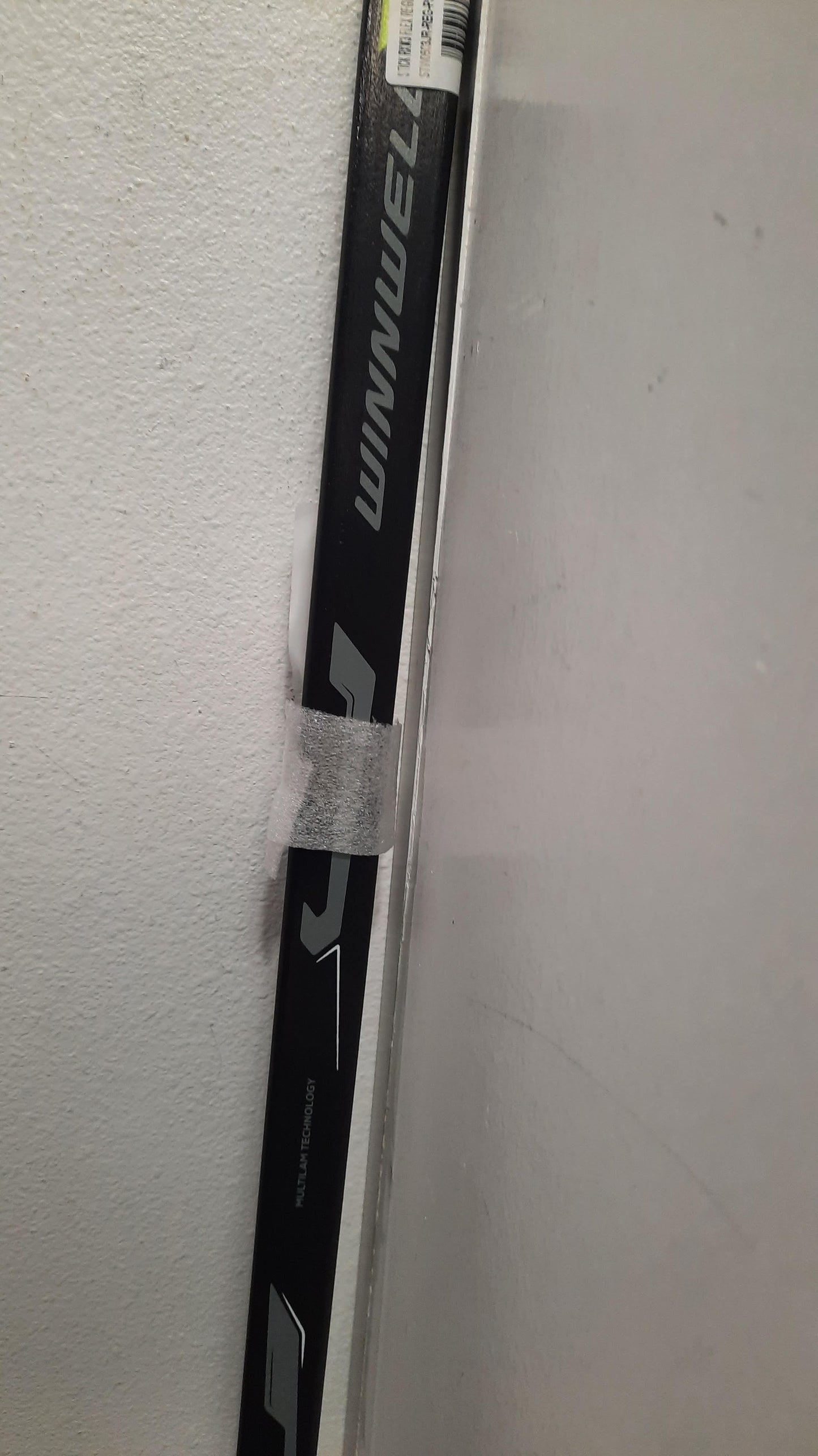 Winnwell Hockey Stick Size Int 52 In Left Hand LH Youth RXW3 New