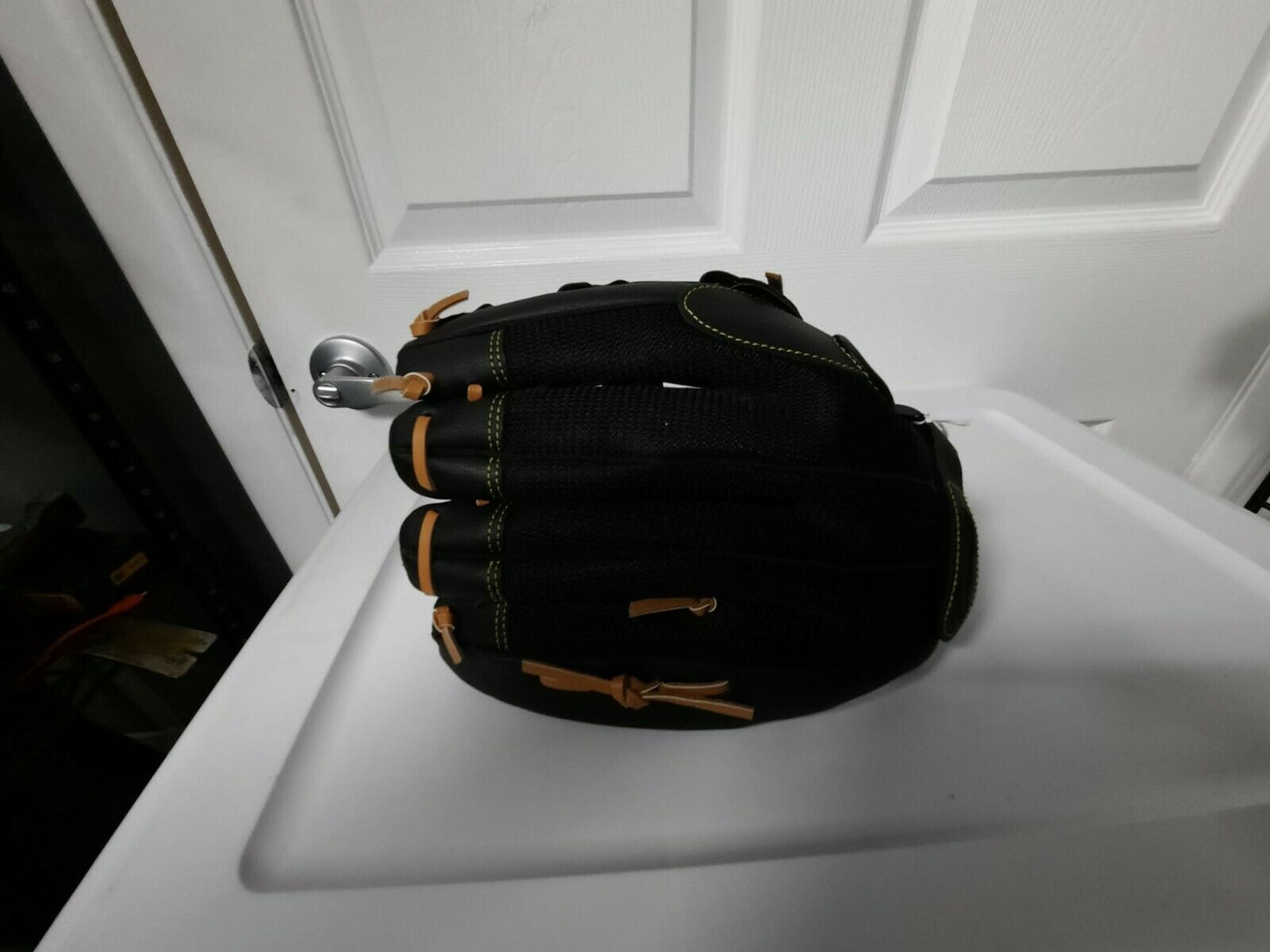 Champion Sports New Baseball Mitt Size 12 In CBG940 Right Hand Throwing, LH, RHT Black