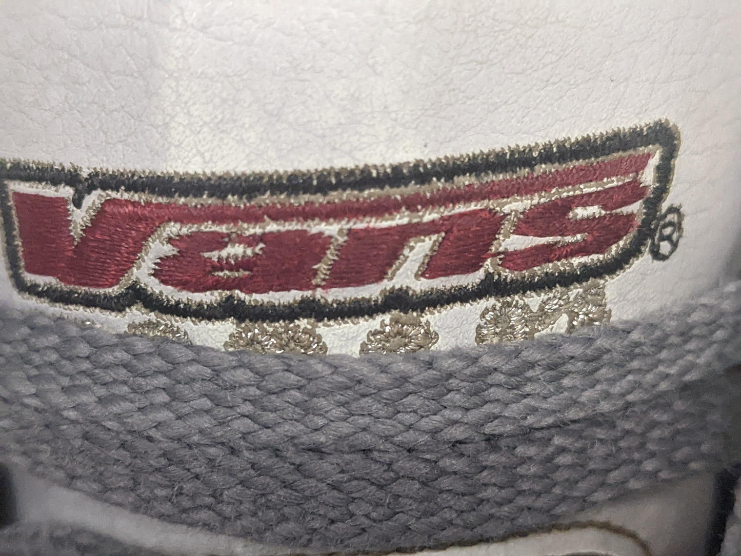 Vans Womens Snowboard Boots Size Womens 5 Color Gray Condition Used