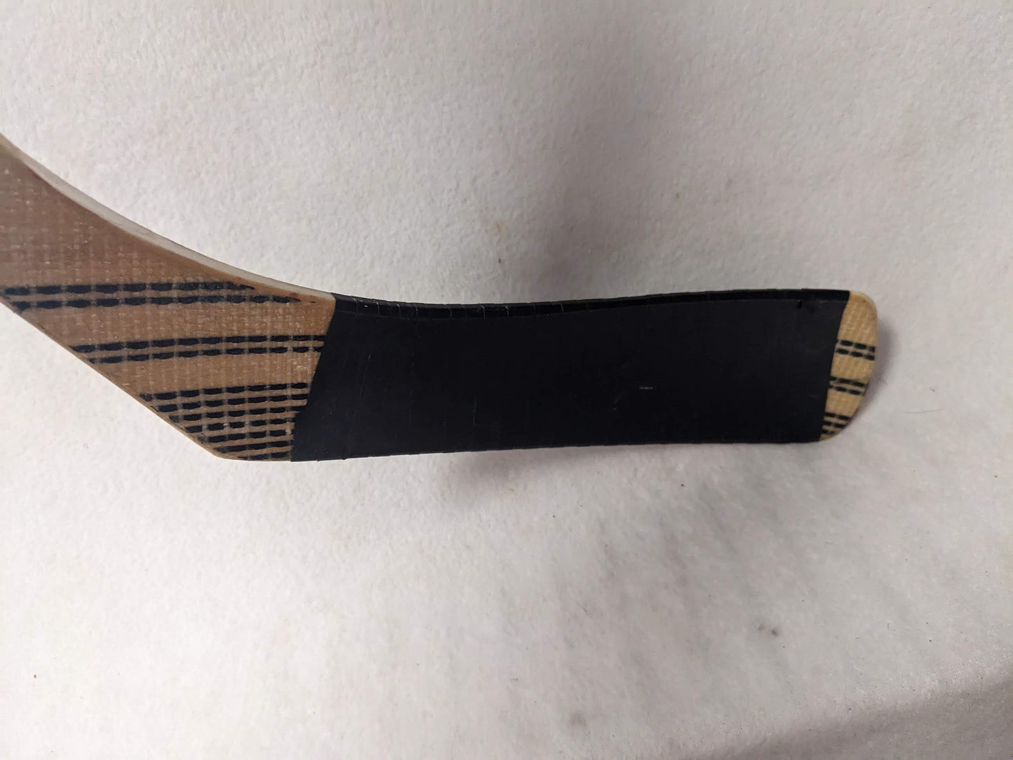 CCM Heat Wooden Hockey Stick Jr 49 In (LH) Blue Used Junior