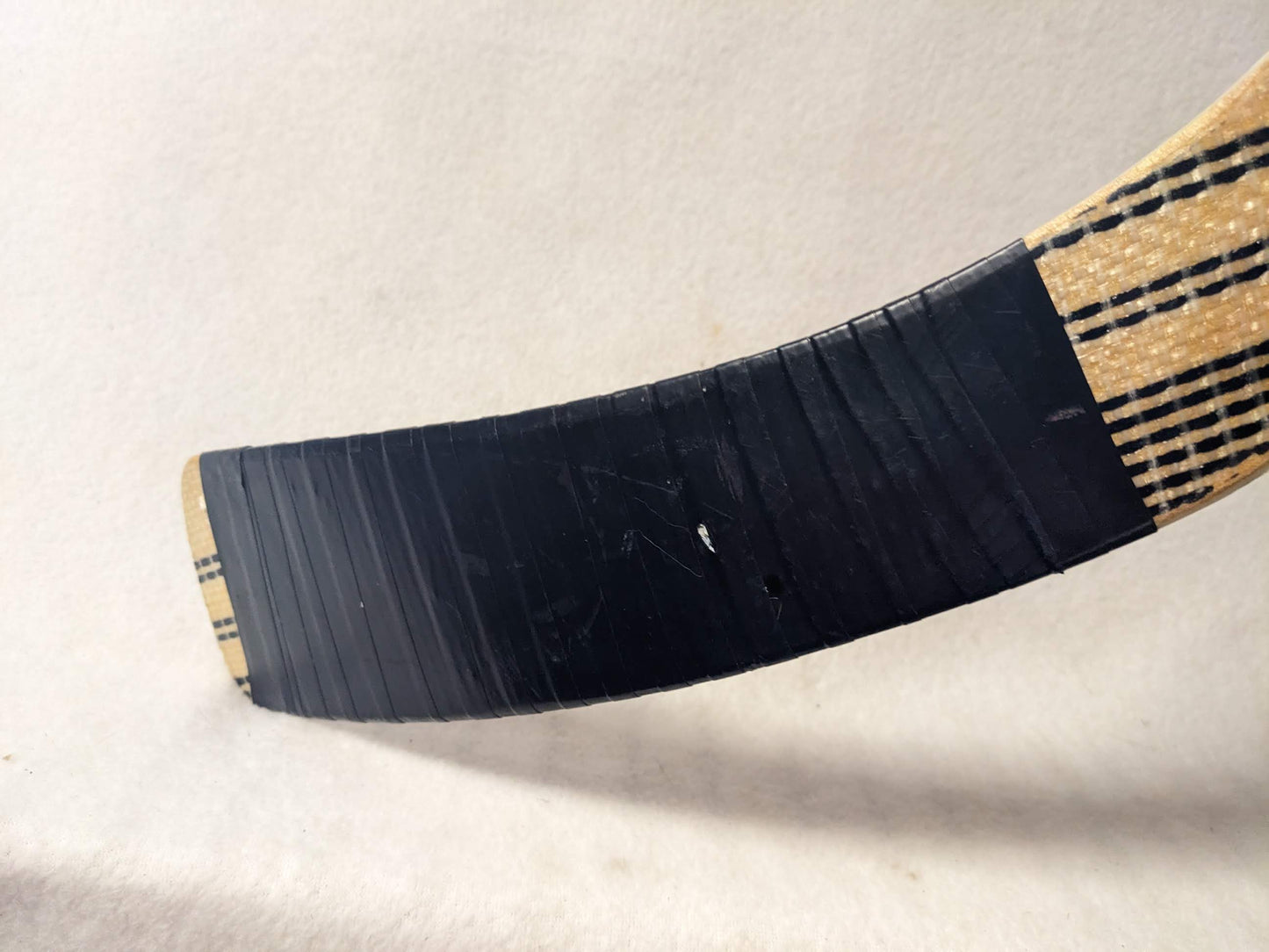 CCM Heat Wooden Hockey Stick Jr 49 In (LH) Blue Used Junior
