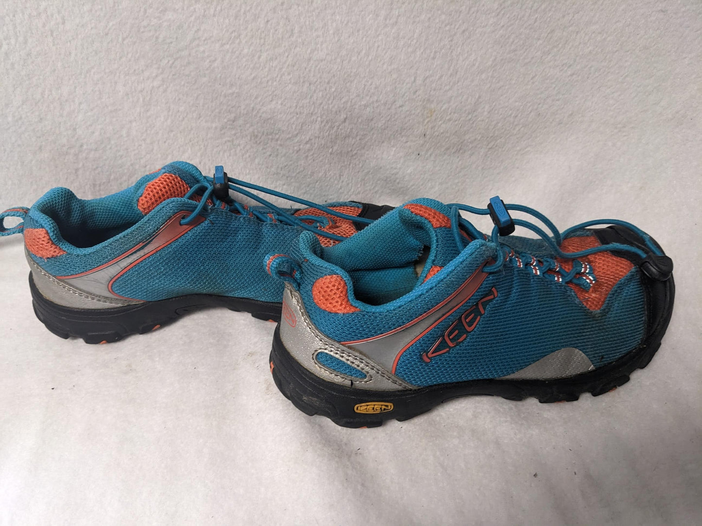 Keen Women's Trail Hiking Shoes Size 3 Color Turquoise Condition Used