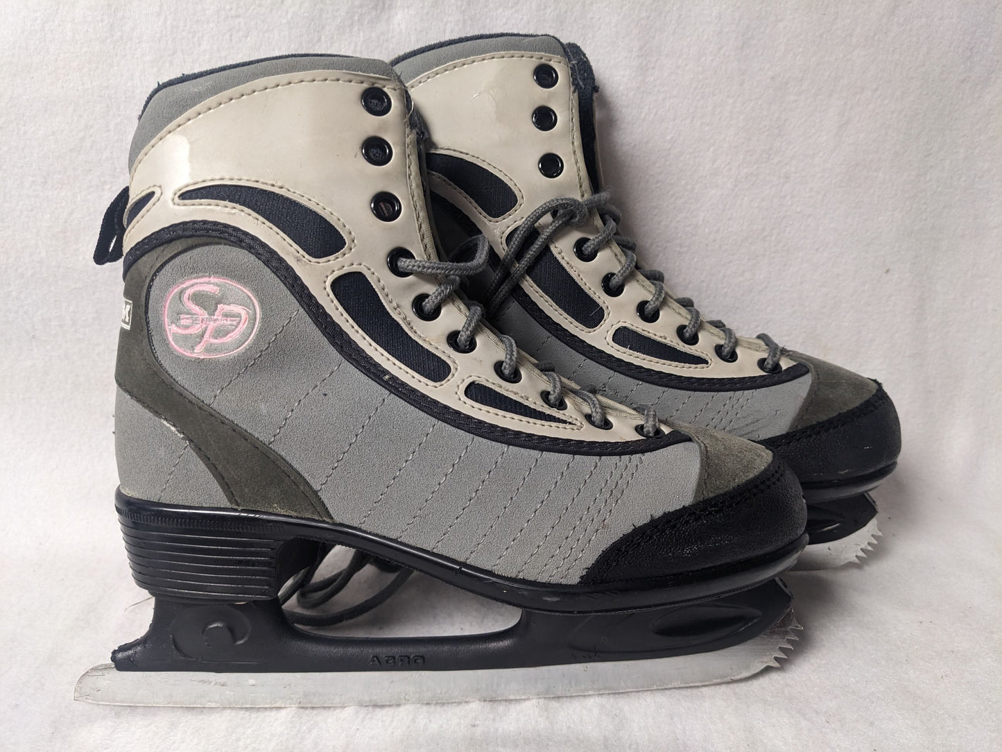 CCM SP 60 Girls Figure Ice Skates Size 5 Color Gray Condition Used