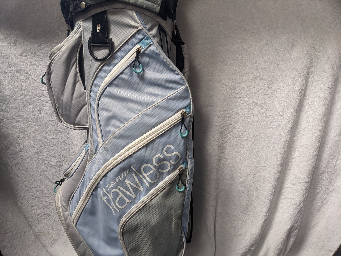 Top Flight Flawless Golf Bag with Taylor Made i7xd Irons and Stealth Drivers Right Hand Golf Set Size Bag + 10 Clubs (No Putter) Color Blue Condition Used