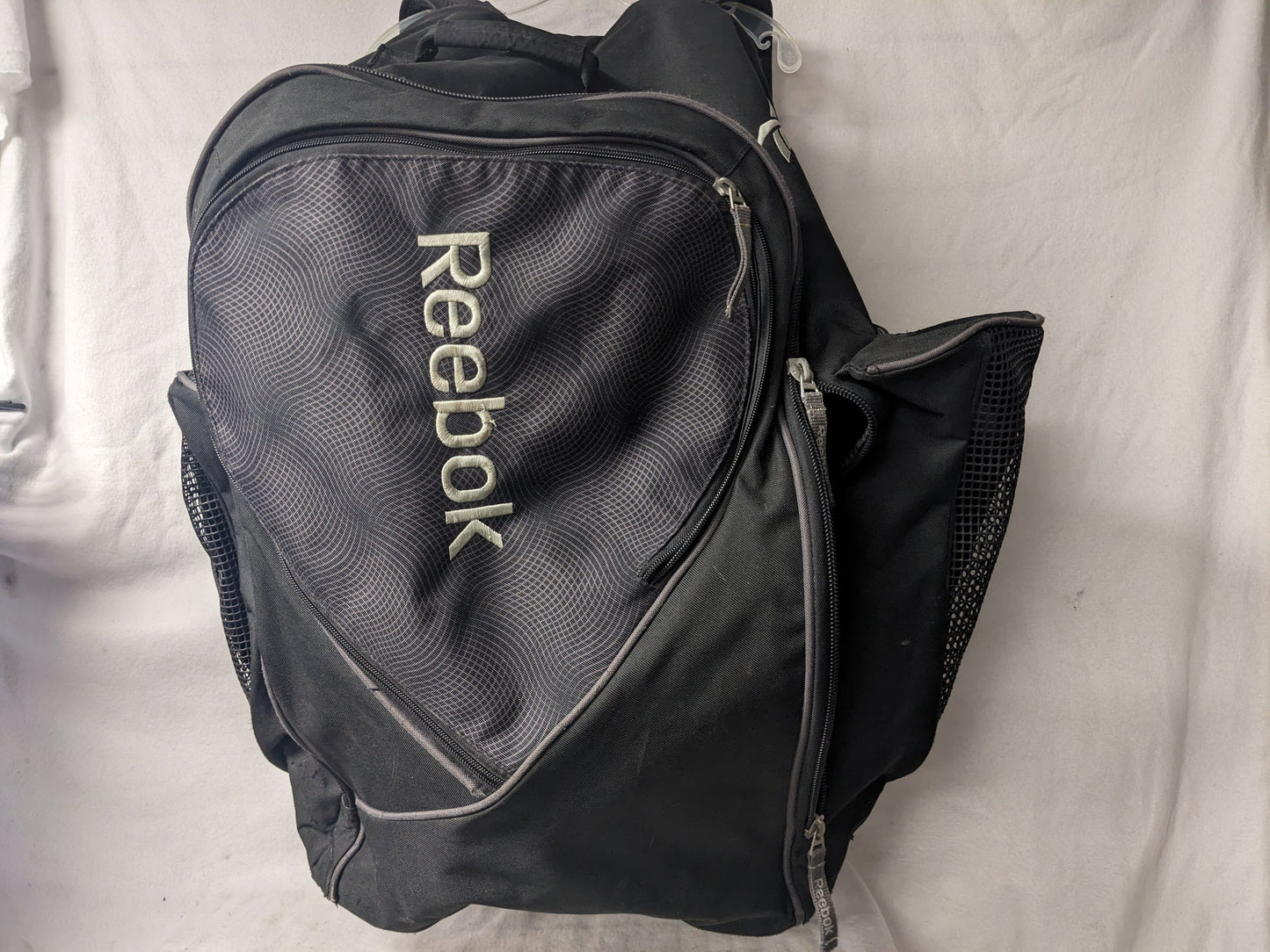 Reebok Hockey Gear Backpack/Duffle Bag Size Large Color Black Condition Used