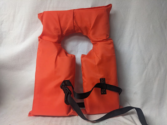 Stearns Horseshoe Type III PFD Floatation Aid Size Youth Color Orange Condition Used