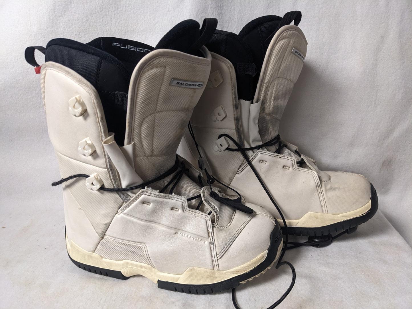 Salomon F20W AGIon Women's Snowboard Boots Size 7.5 Color White Condition Used