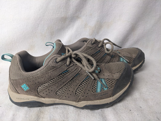 Columbia Women's Hiking Shoes Size Women 6.5 Color Gray Condition Used