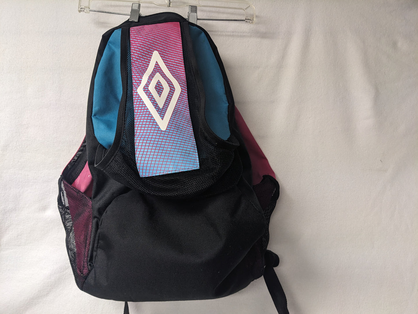 Umbro Daypack Backpack Size 18 In x14 In Color Pink Condition Used