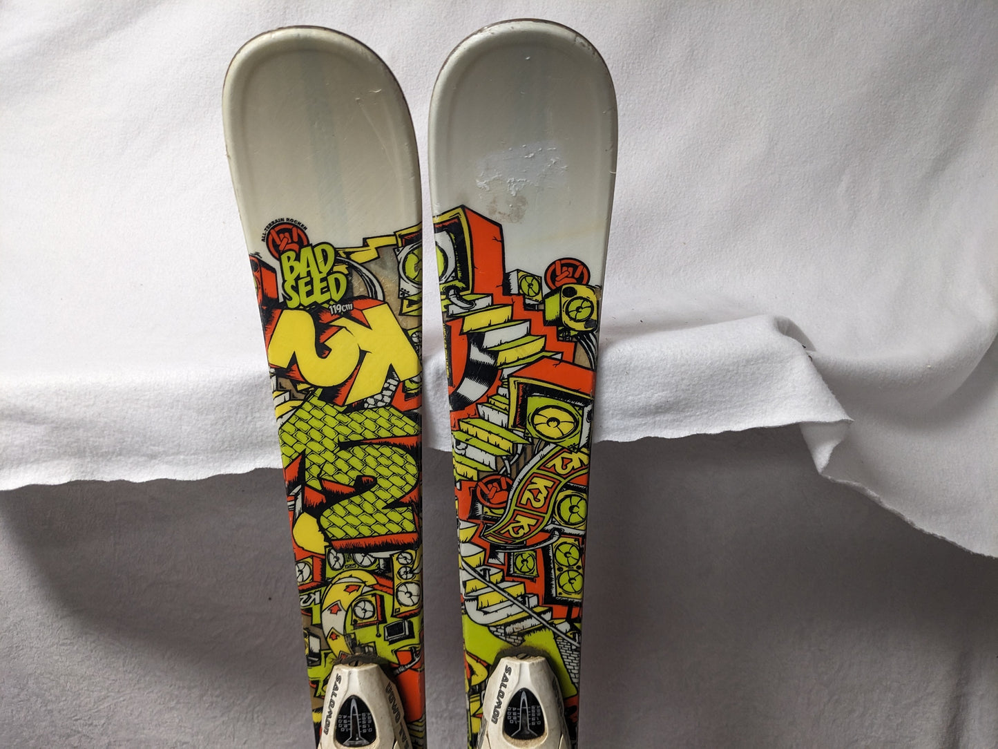 K2 Bad Seed Twin Tip Skis w/Salomon Bindings Size 119 Cm Color White Condition Used