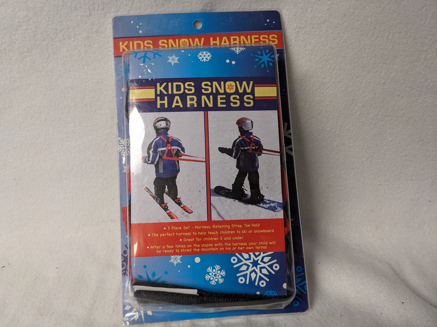 Kids Snow Harness  size Youth Color Red Condition New In Packaging