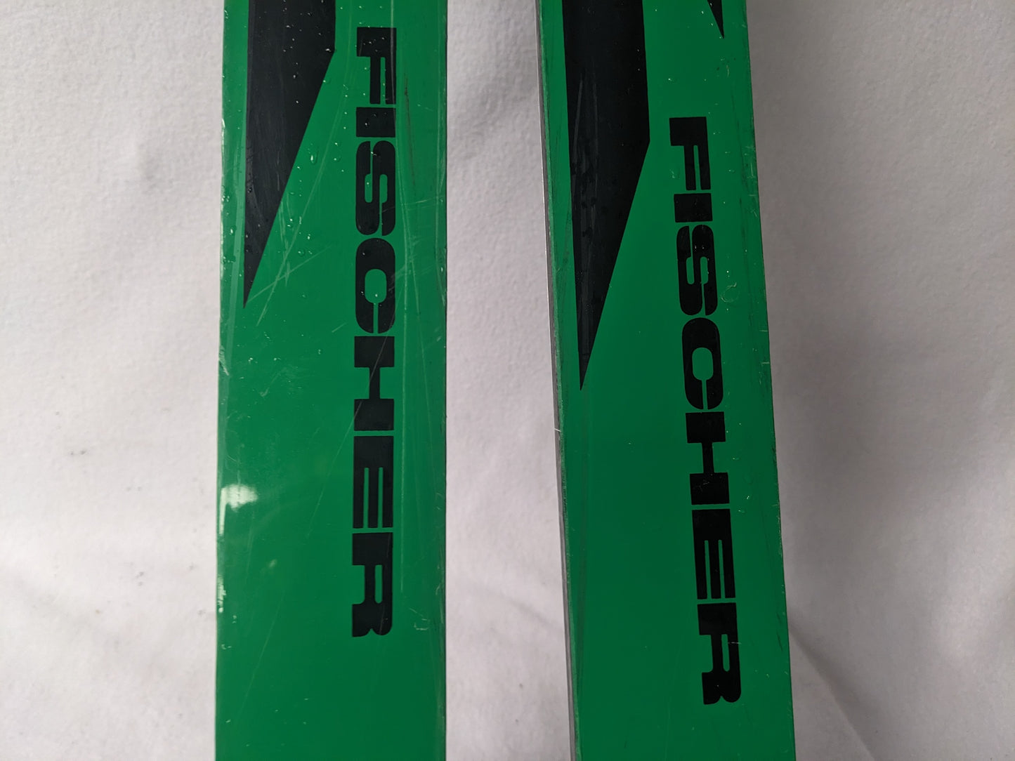 Fischer Europa Cross Country XC Skis w/75 mm 3 Pin Bindings Size 215 Cm Color Green Condition Used