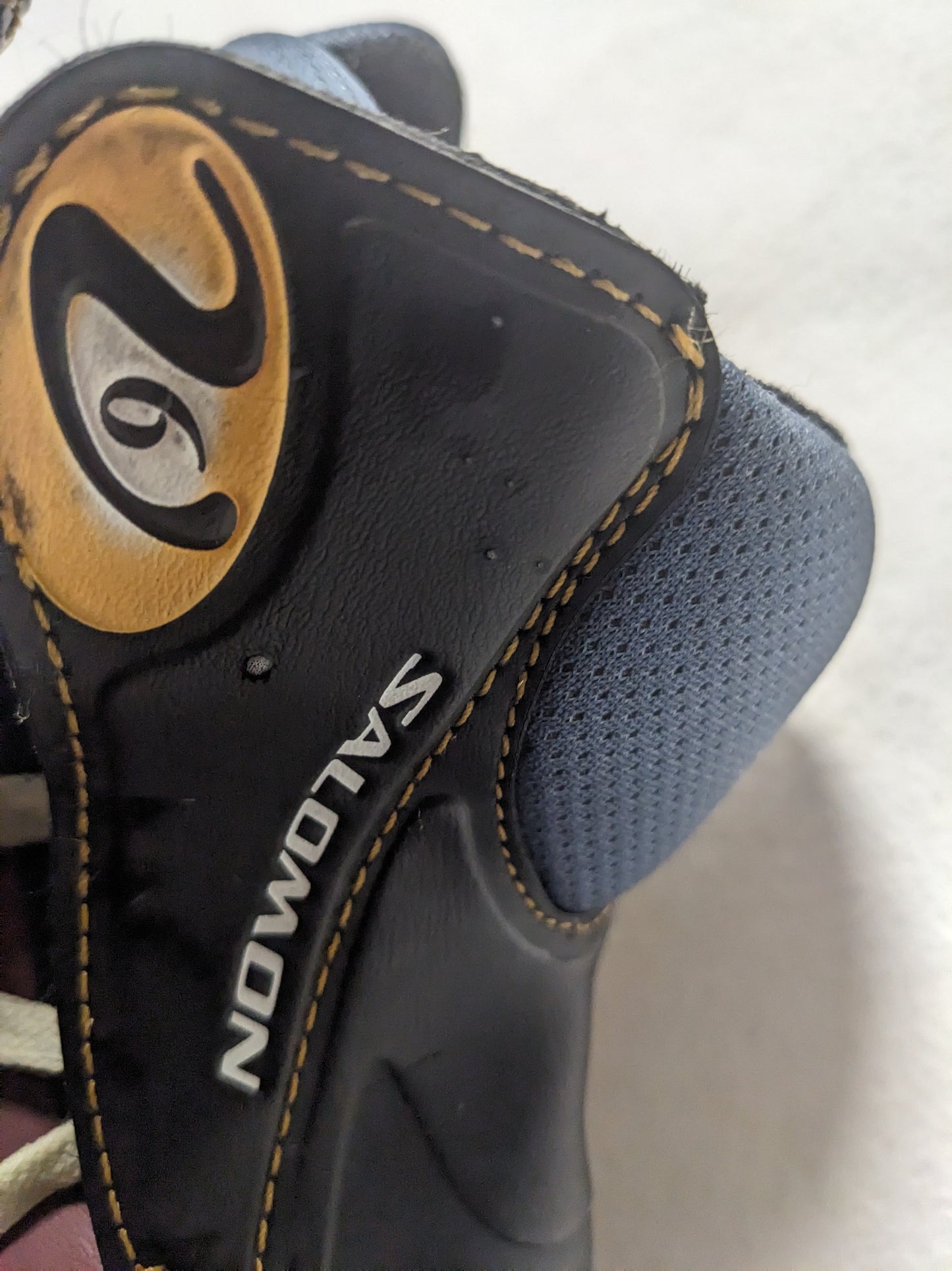 Salomon Vitane Cross Country SNS Profil Ski Boots Size 22 Color Maroon Condition Used