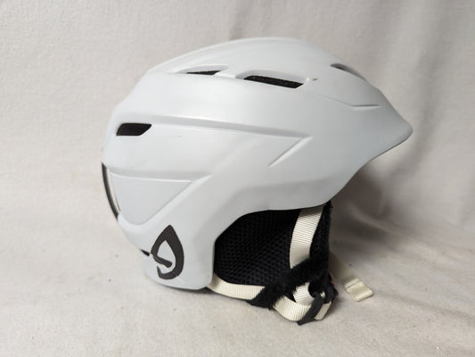 Giro 9 Ten Jr. Vented Ski/Snowboard Helmet Size Medium Color White Condition Used