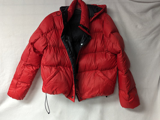 Eddie Bauer Hooded Women's Puffer Size Women Medium Color Red Condition Used