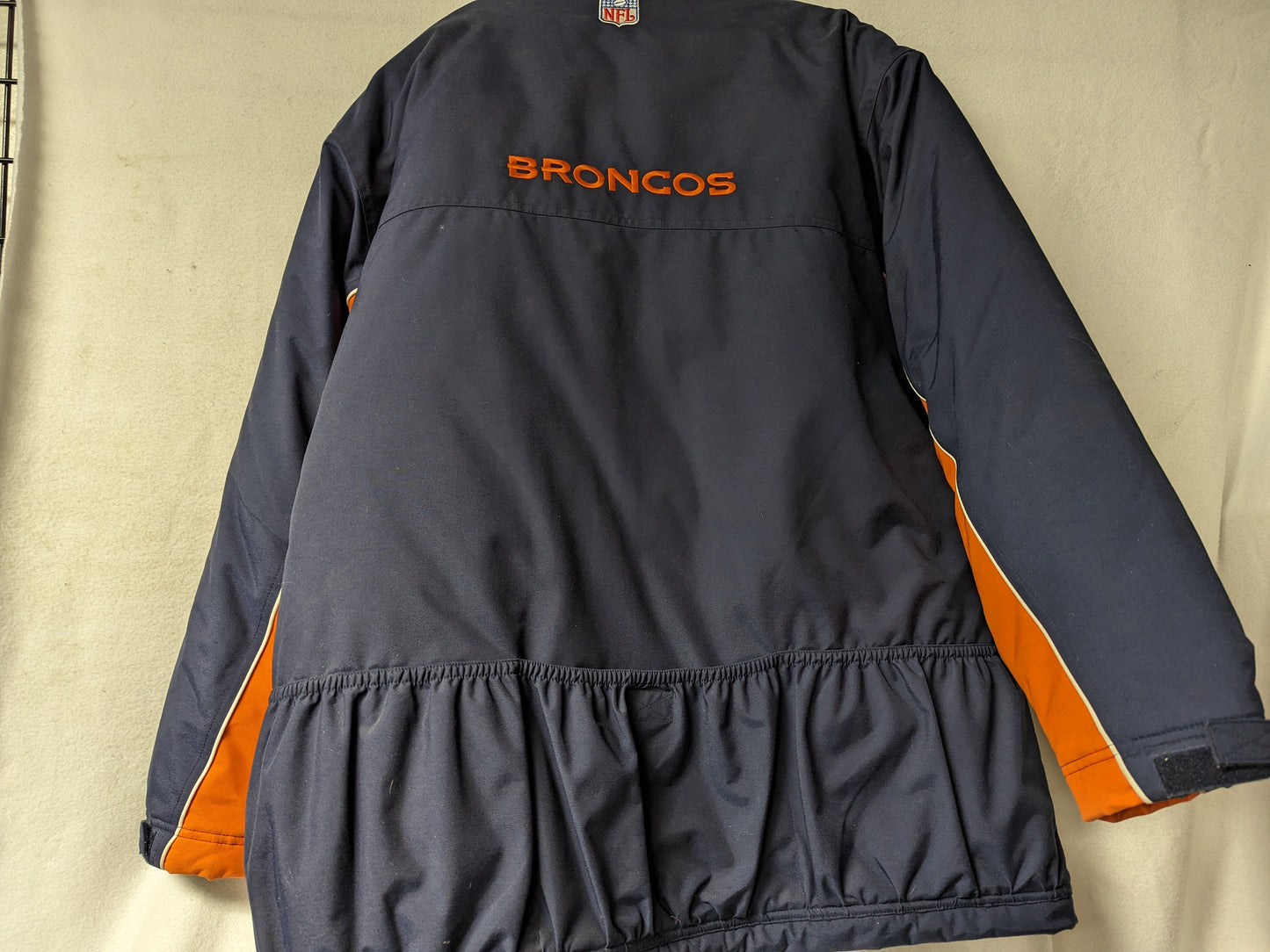 Denver Broncos NFL Winter Jacket Coat Size Large Color Blue Condition Used