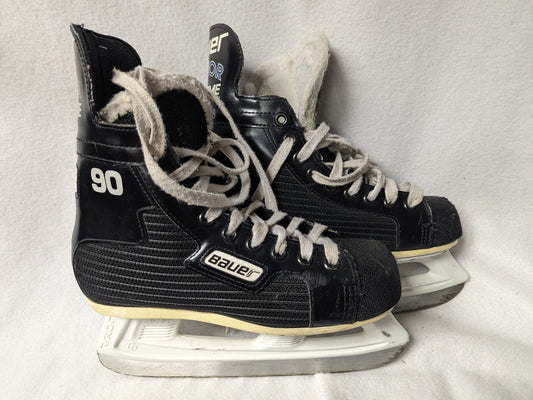 Bauer Junior Supreme Hockey Ice Skates Size 3.5 Color Black Condition Used