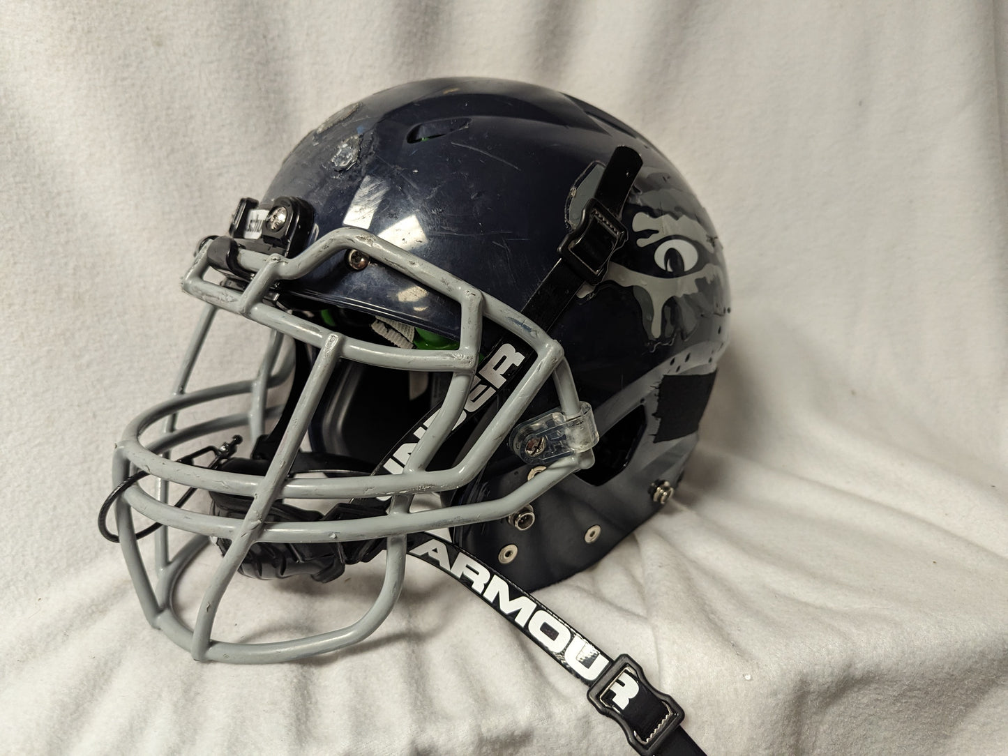 Schutt Vengeance A3 Youth NOCSAE Football Helmet Size Youth Large Color Blue Condition Used