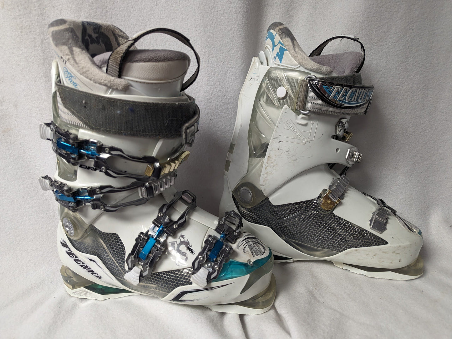 Tecnica Viva Dragon 100 Women's Ski Boots Size 24.5 Color White Condition Used